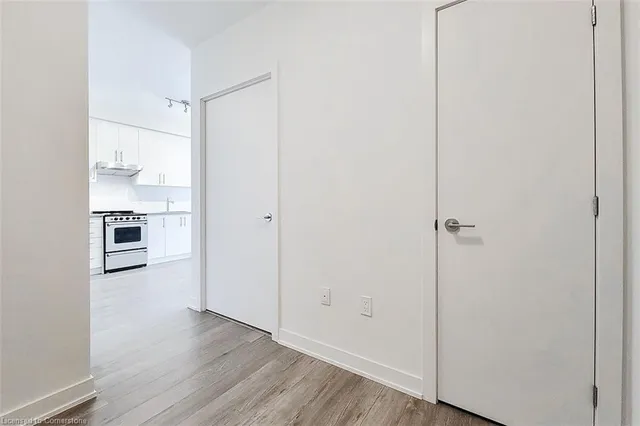 Additional property image - 212 King William St Unit 1119
