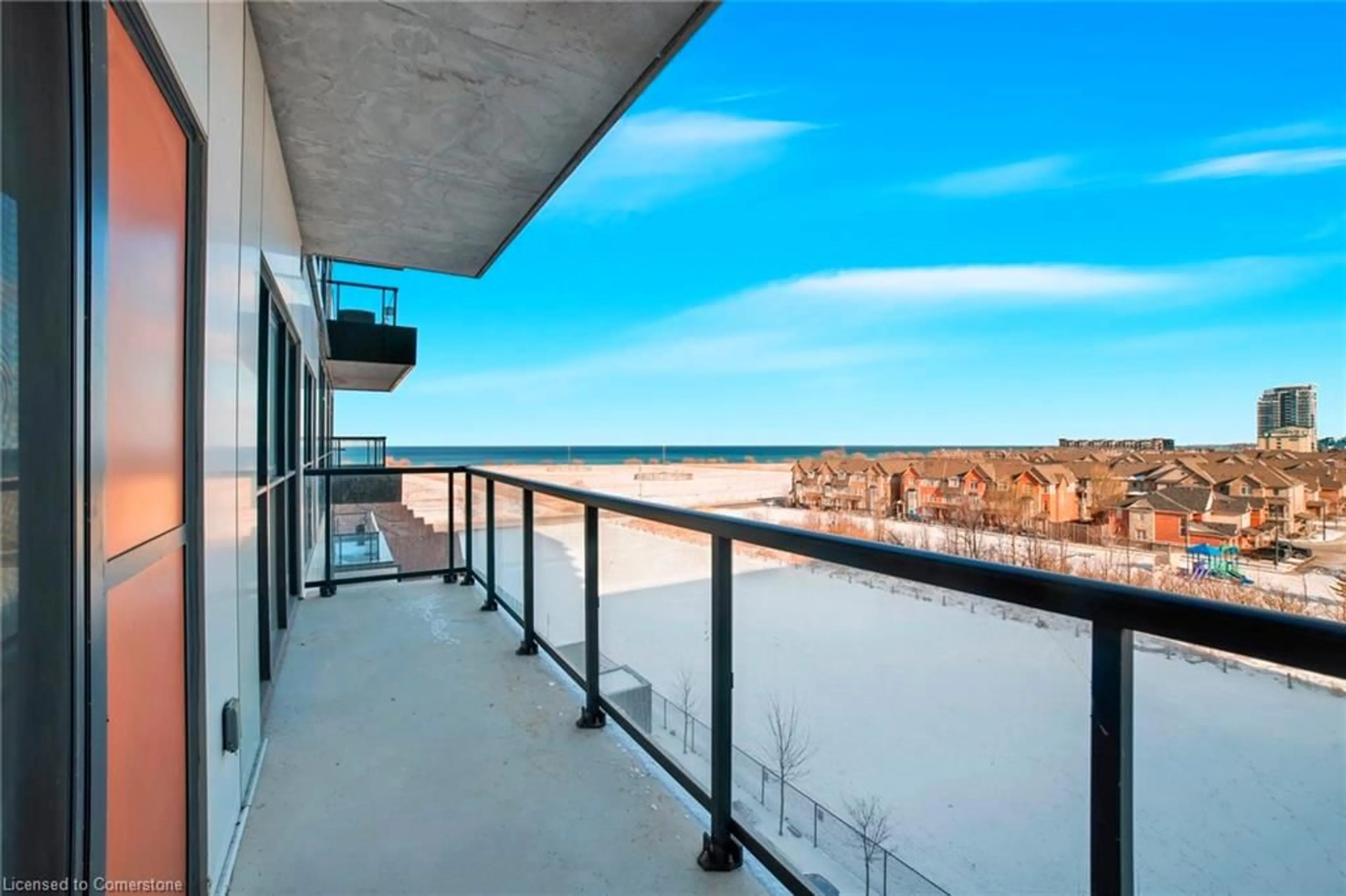 Patio, water/lake/river/ocean view for 550 North Service Rd #508, Grimsby Ontario L3M 4E8