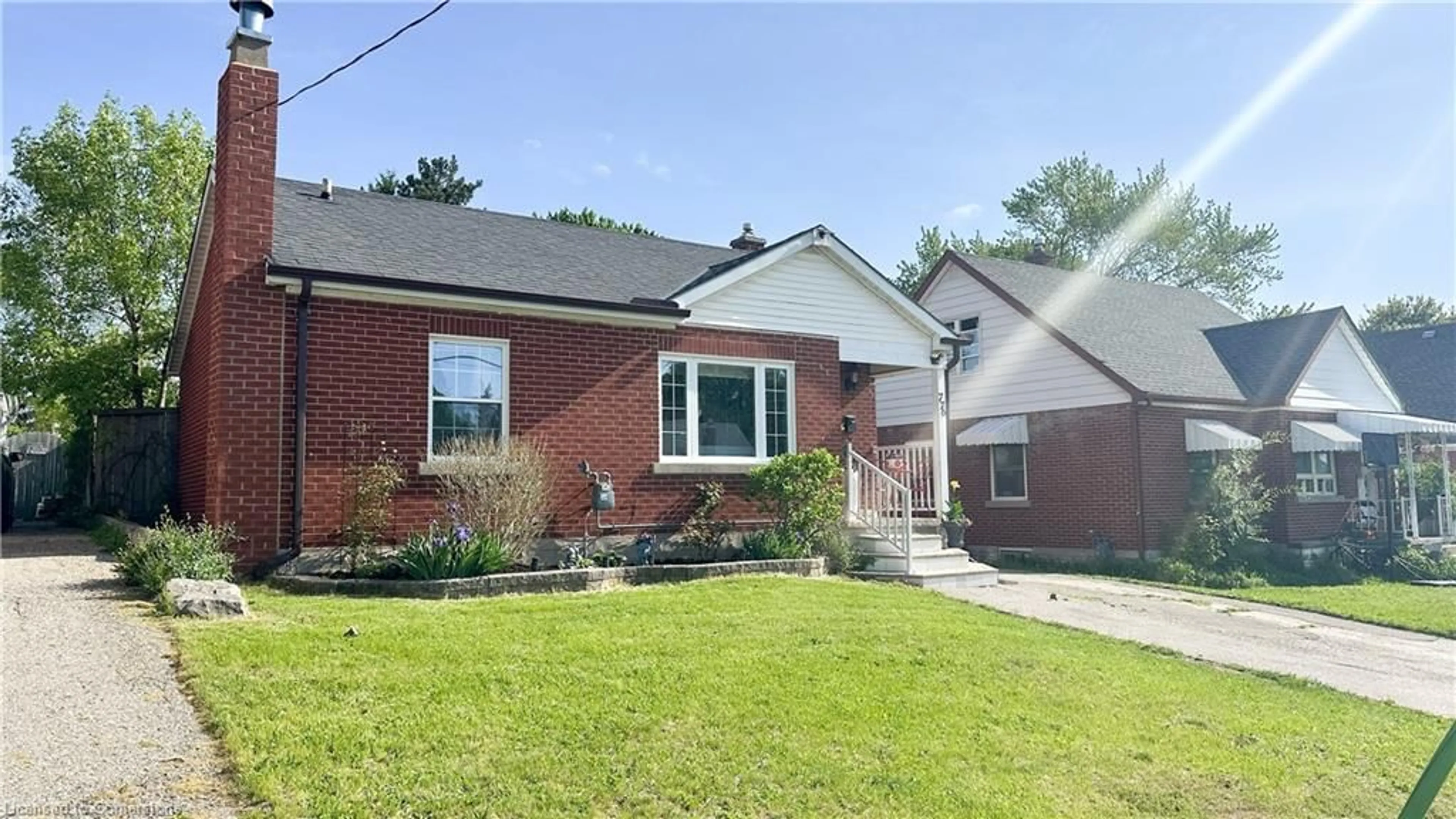 Home with brick exterior material, street for 776 Elizabeth St, Kitchener Ontario N2H 6H5
