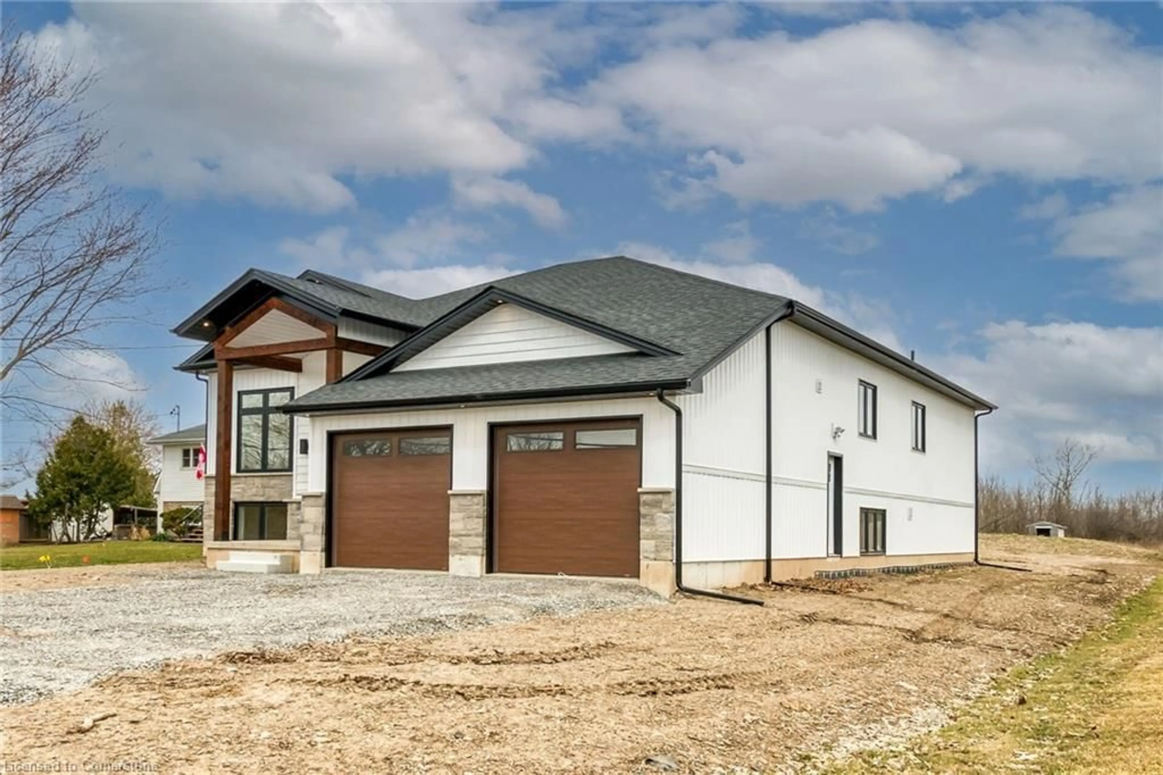 Home with brick exterior material, building for 434 Second Concession Str Rd, Port Colborne Ontario L3K 5V5