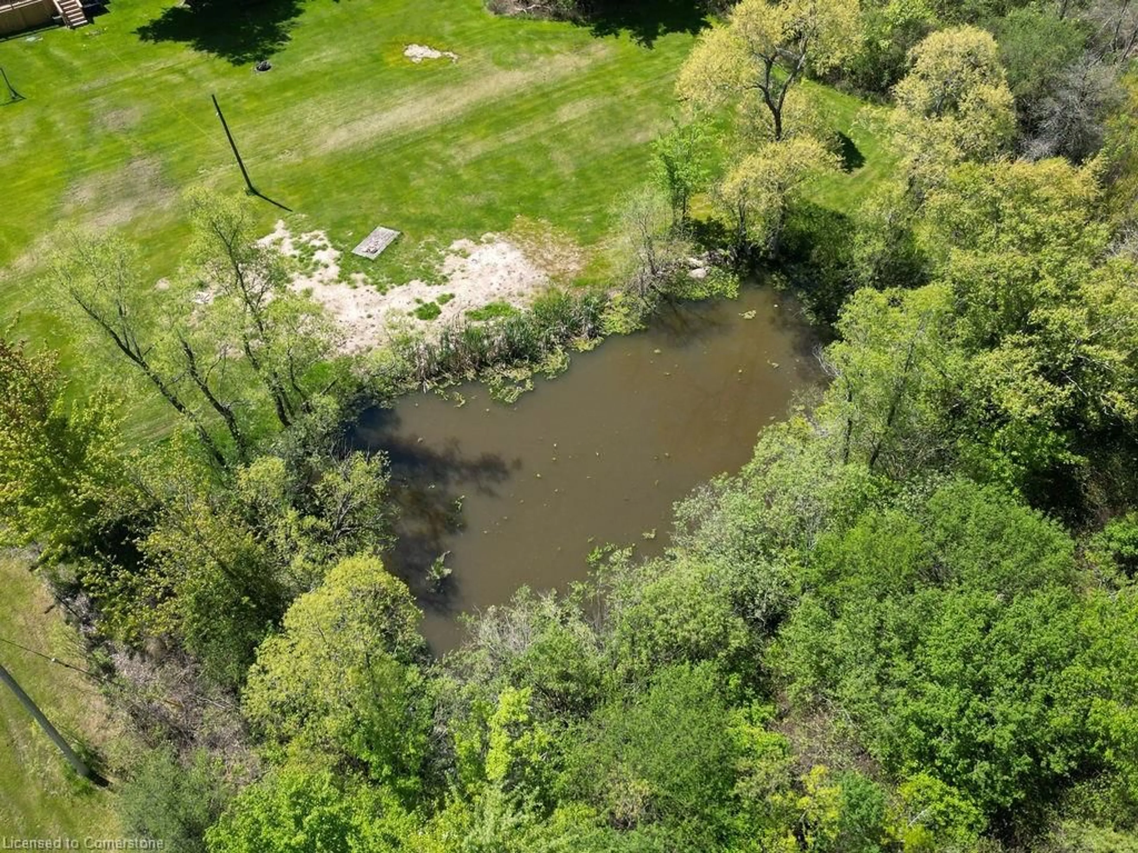A pic from outside/outdoor area/front of a property/back of a property/a pic from drone, water/lake/river/ocean view for 136 Erie Ave, Haldimand Ontario N0A 1G0