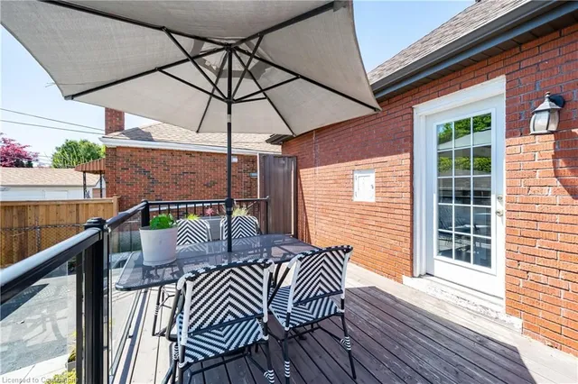 Additional property image - 105 Tragina Ave