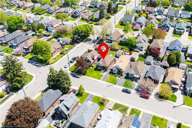 Additional property image - 105 Tragina Ave