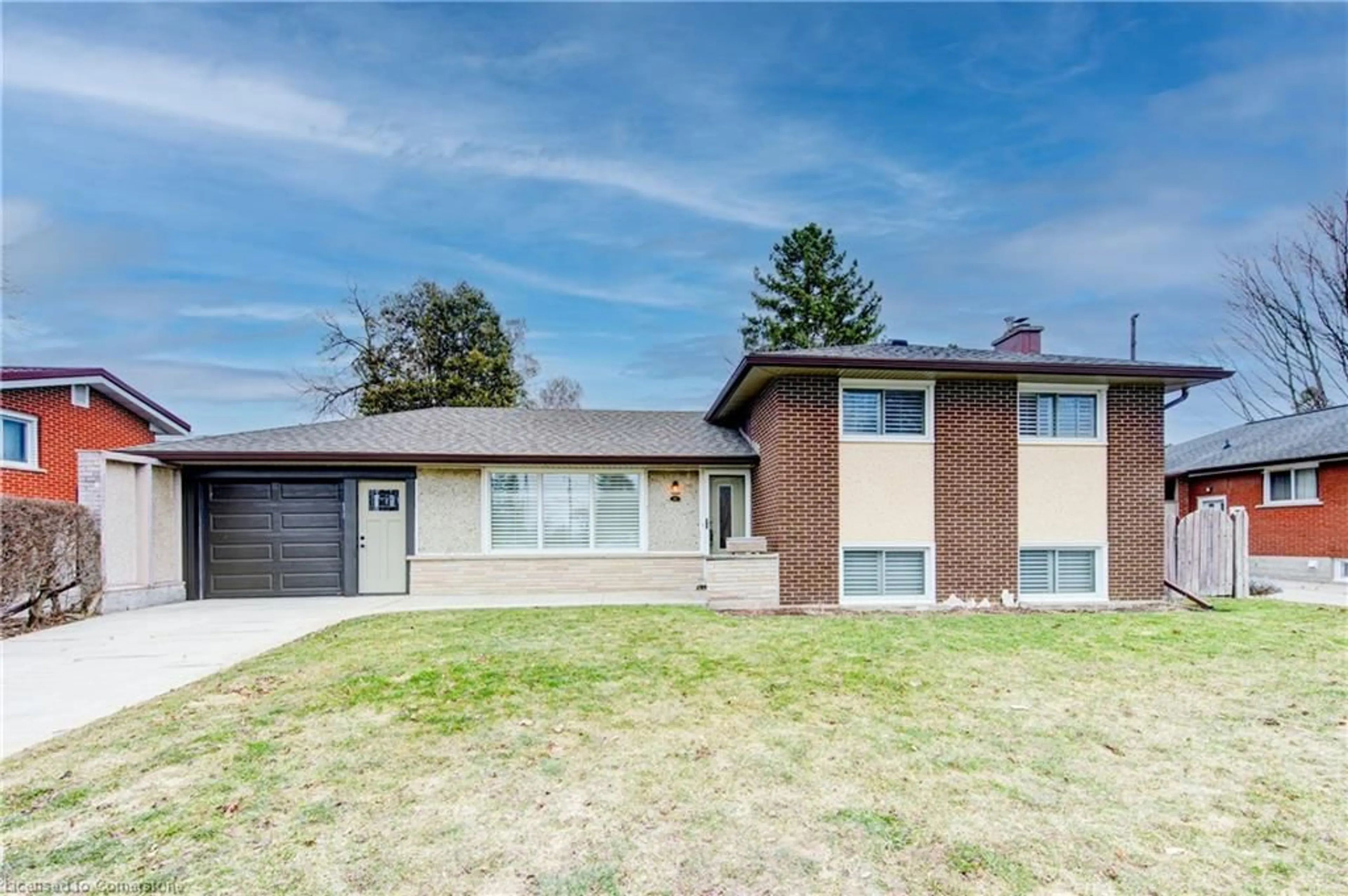 Home with brick exterior material, street for 94 Harold Ave, Kitchener Ontario N2A 2H8