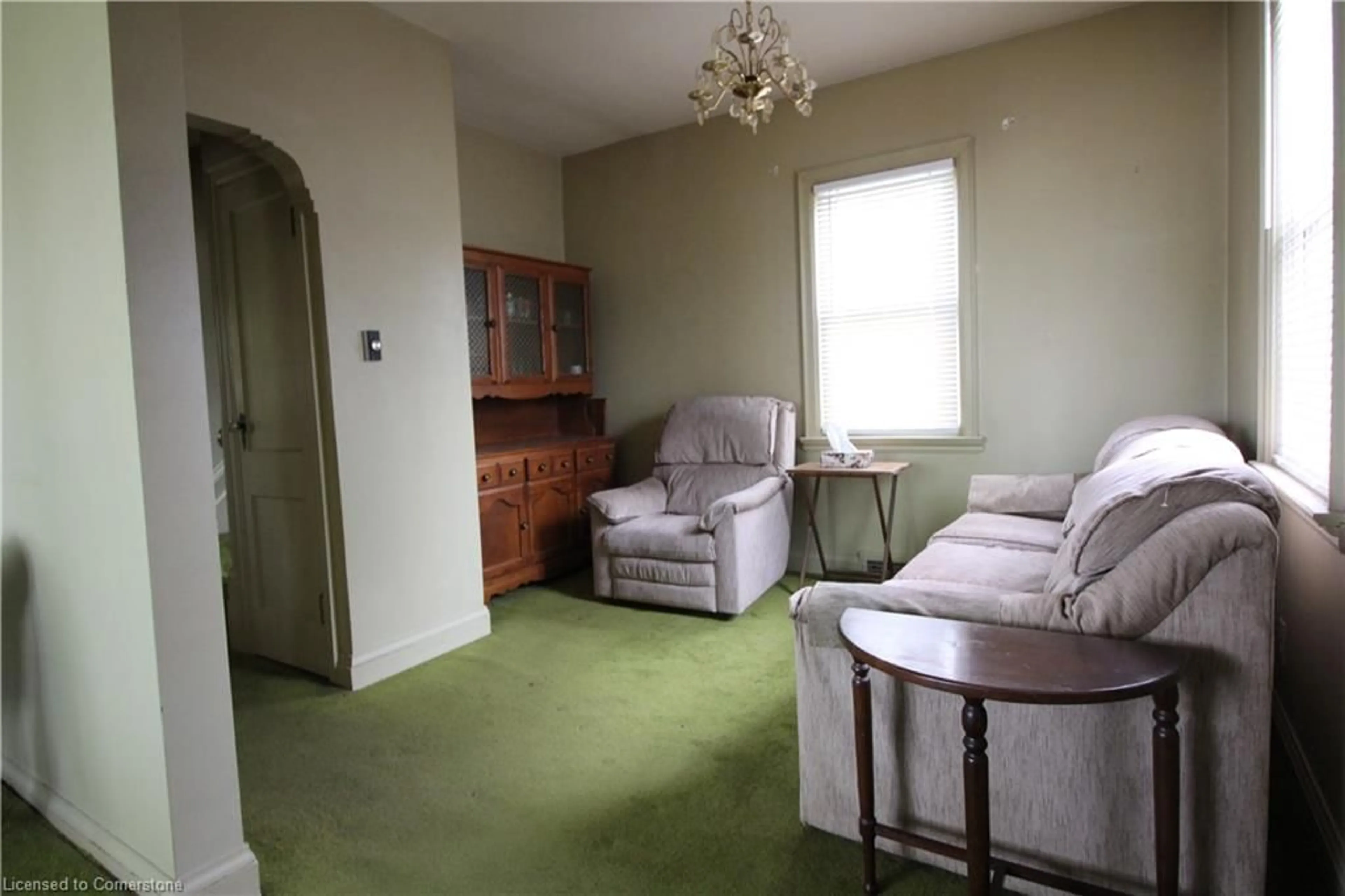 A pic of a room for 38 Stuart Ave, St. Catharines Ontario L2R 1M9