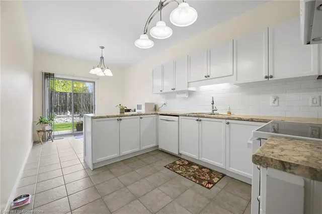 Additional property image - 34 Southbrook Dr Unit 11