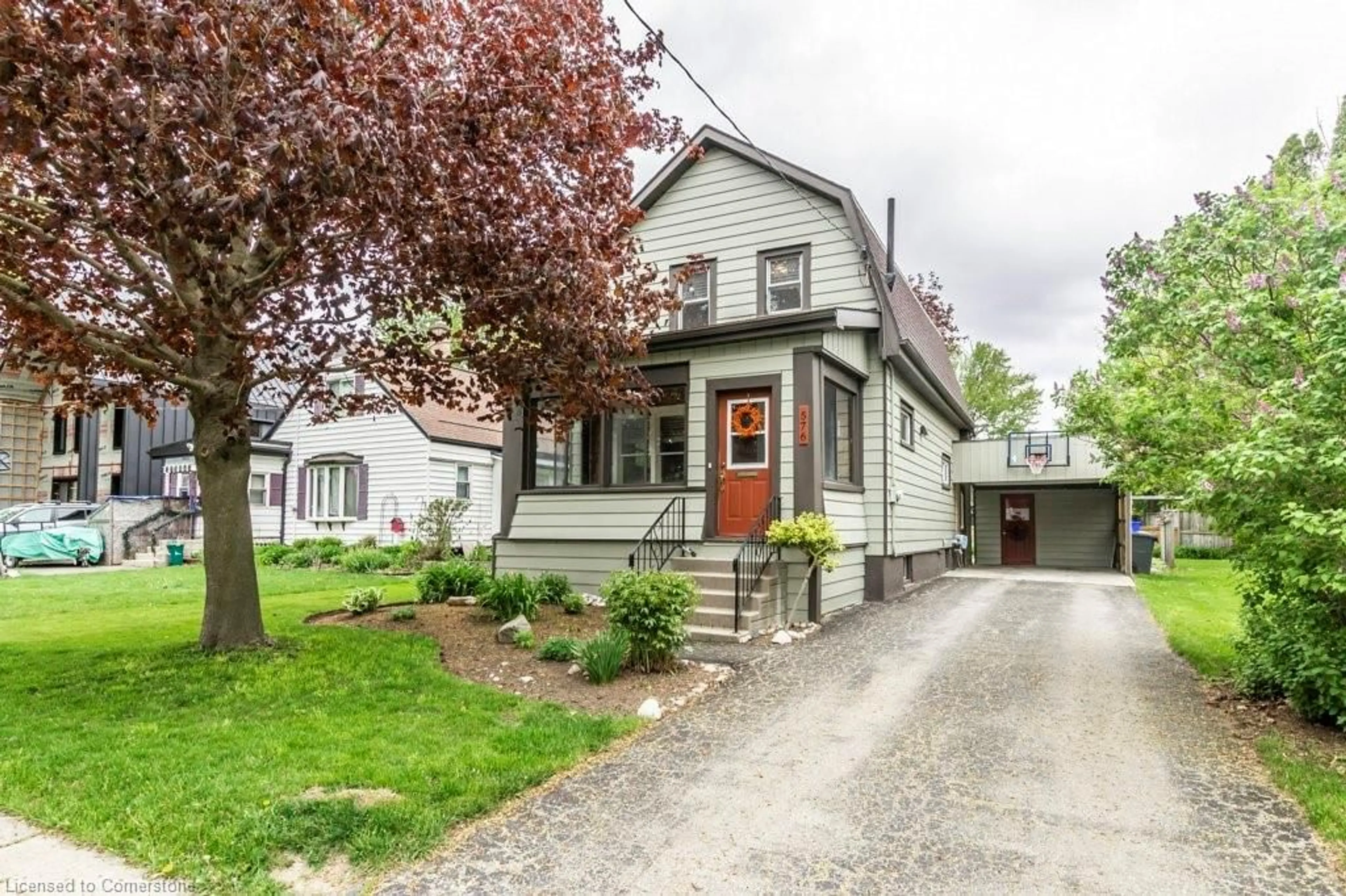 Unknown for 576 Brunswick St, Stratford Ontario N5A 3N6