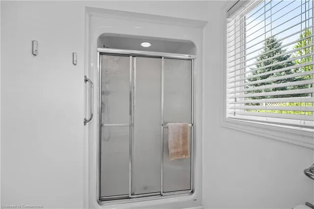 Additional property image - 193 Glenariff Dr