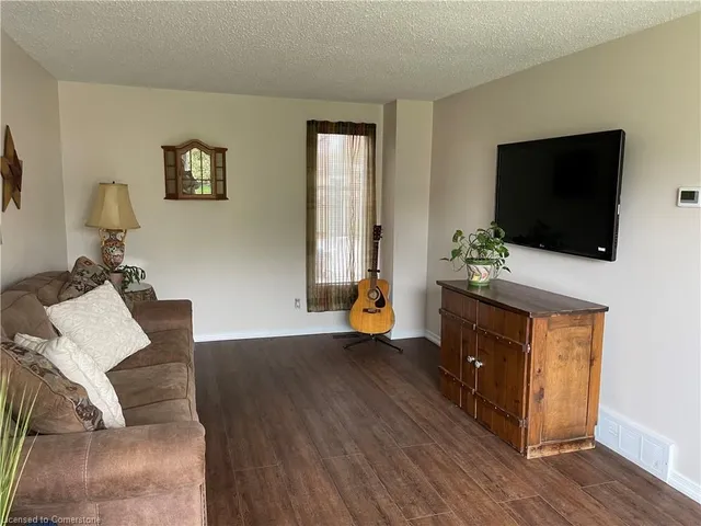 Additional property image - 56 Trailwood Cres