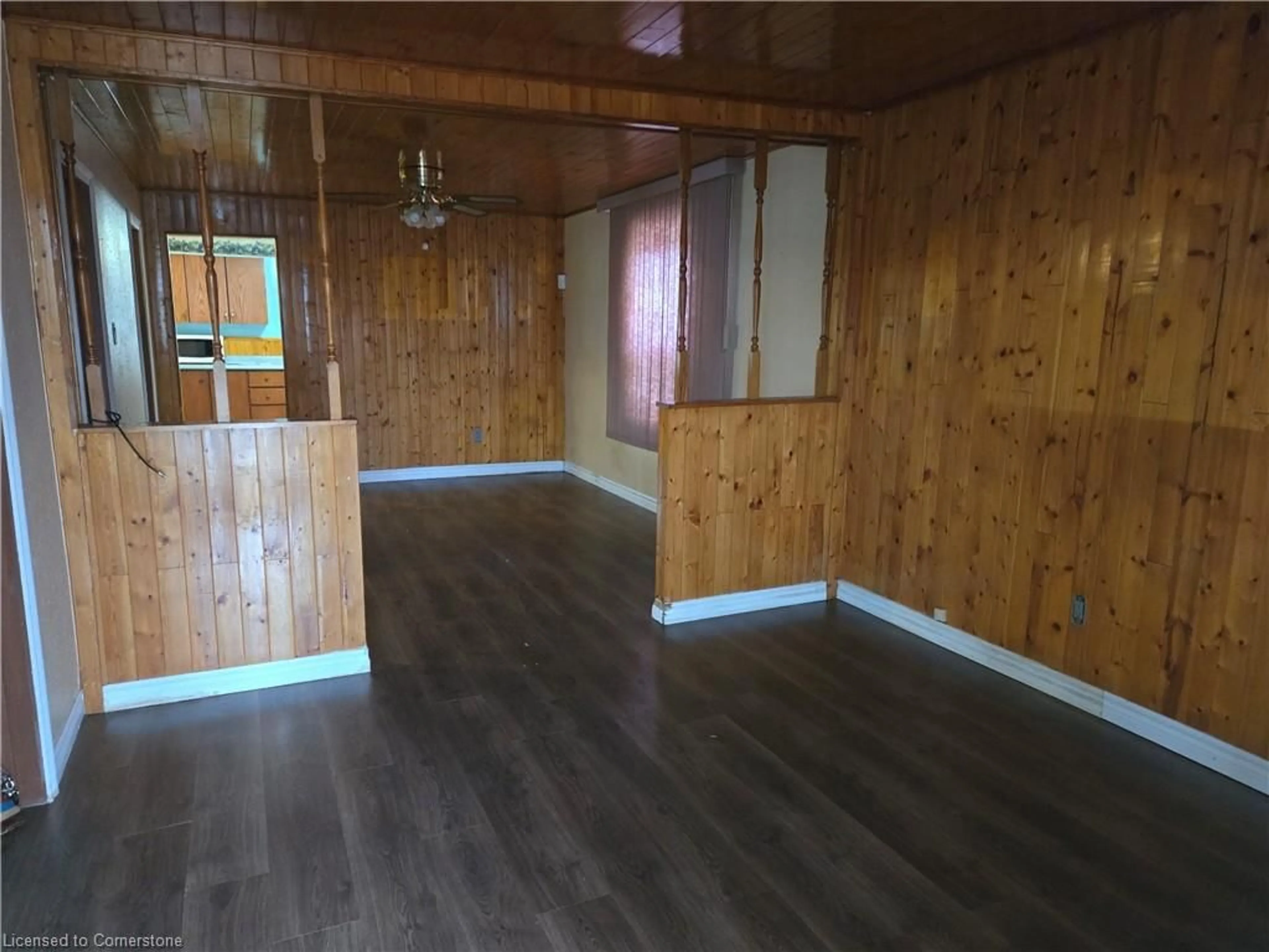 A pic of a room for 155 Hope Ave, Hamilton Ontario L8H 2E7