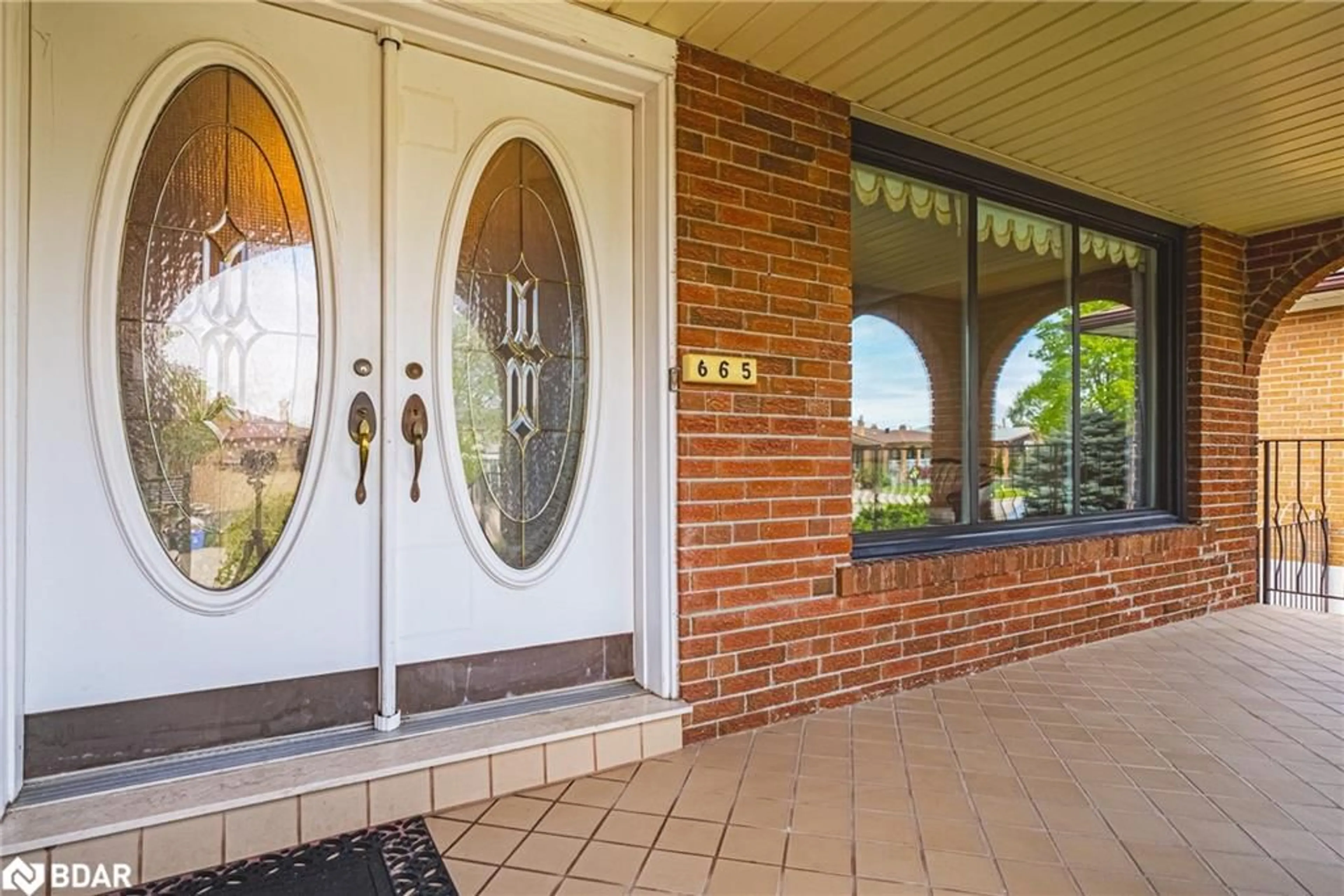 Unknown for 665 Woodbridge Ave, Woodbridge Ontario L4L 2T9