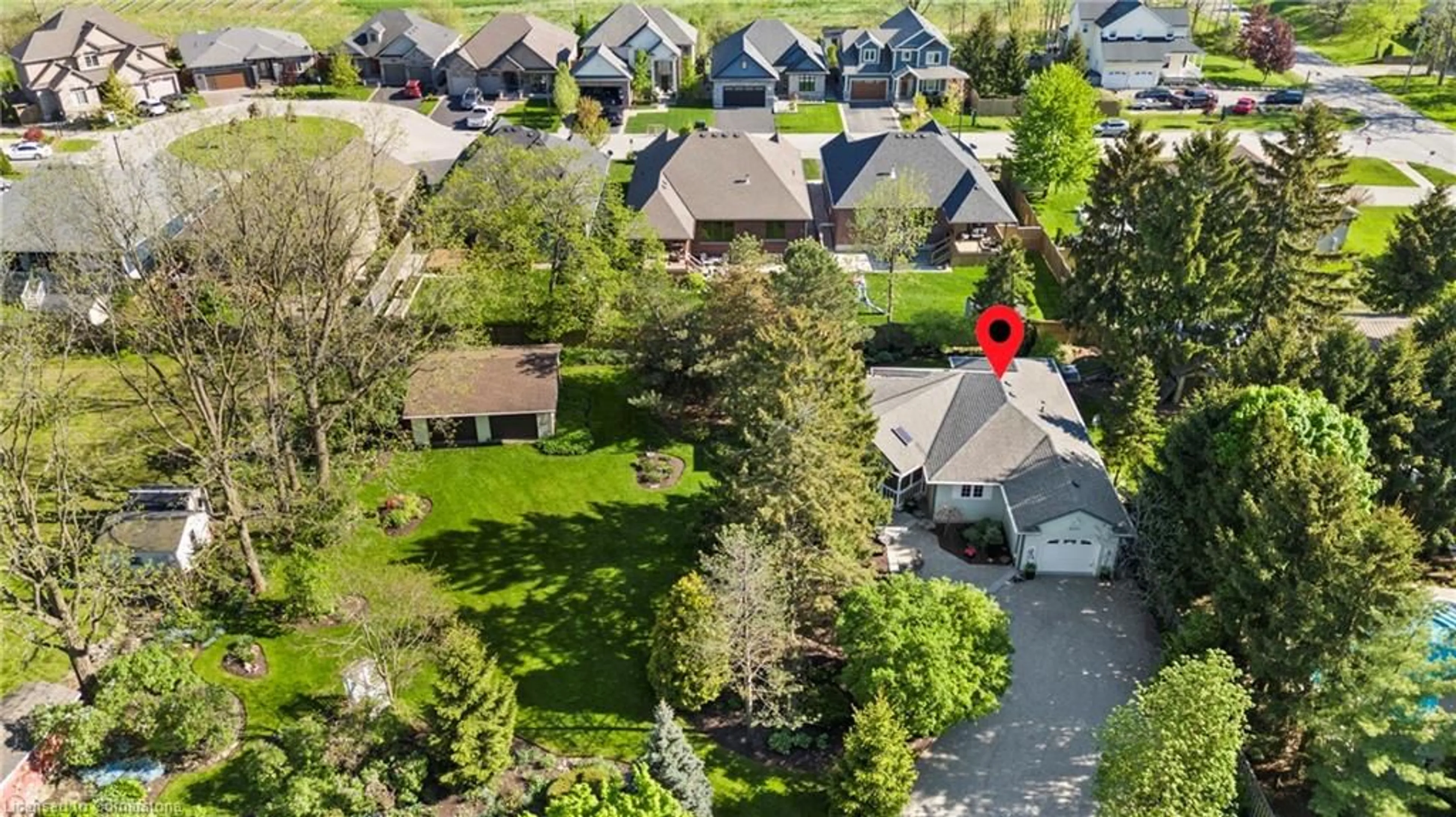 A pic from outside/outdoor area/front of a property/back of a property/a pic from drone, street for 4160 Stanley St, Campden Ontario L0R 1G0