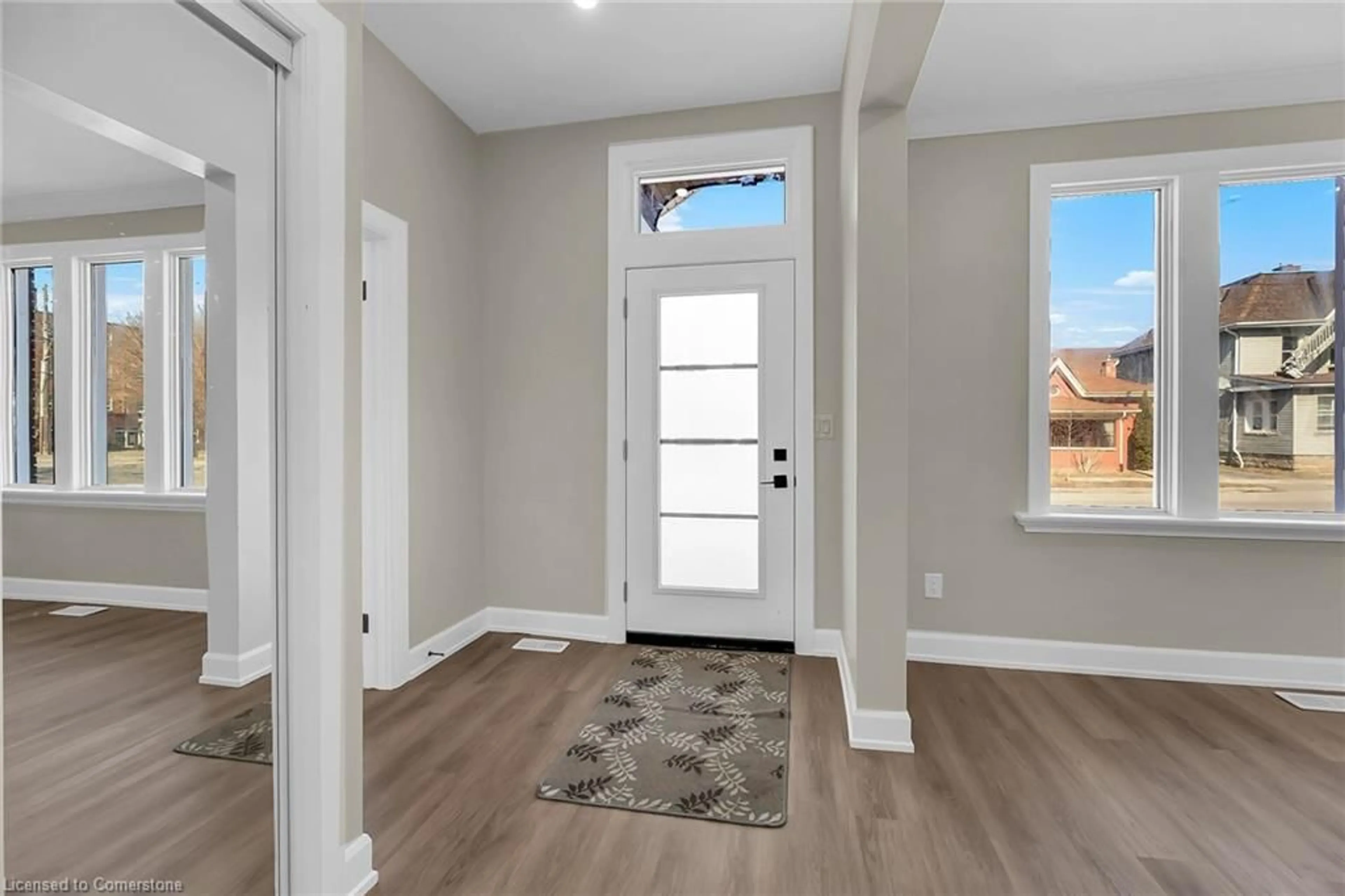 Indoor entryway for 241 Dalhousie St, Brantford Ontario N3S 3V1