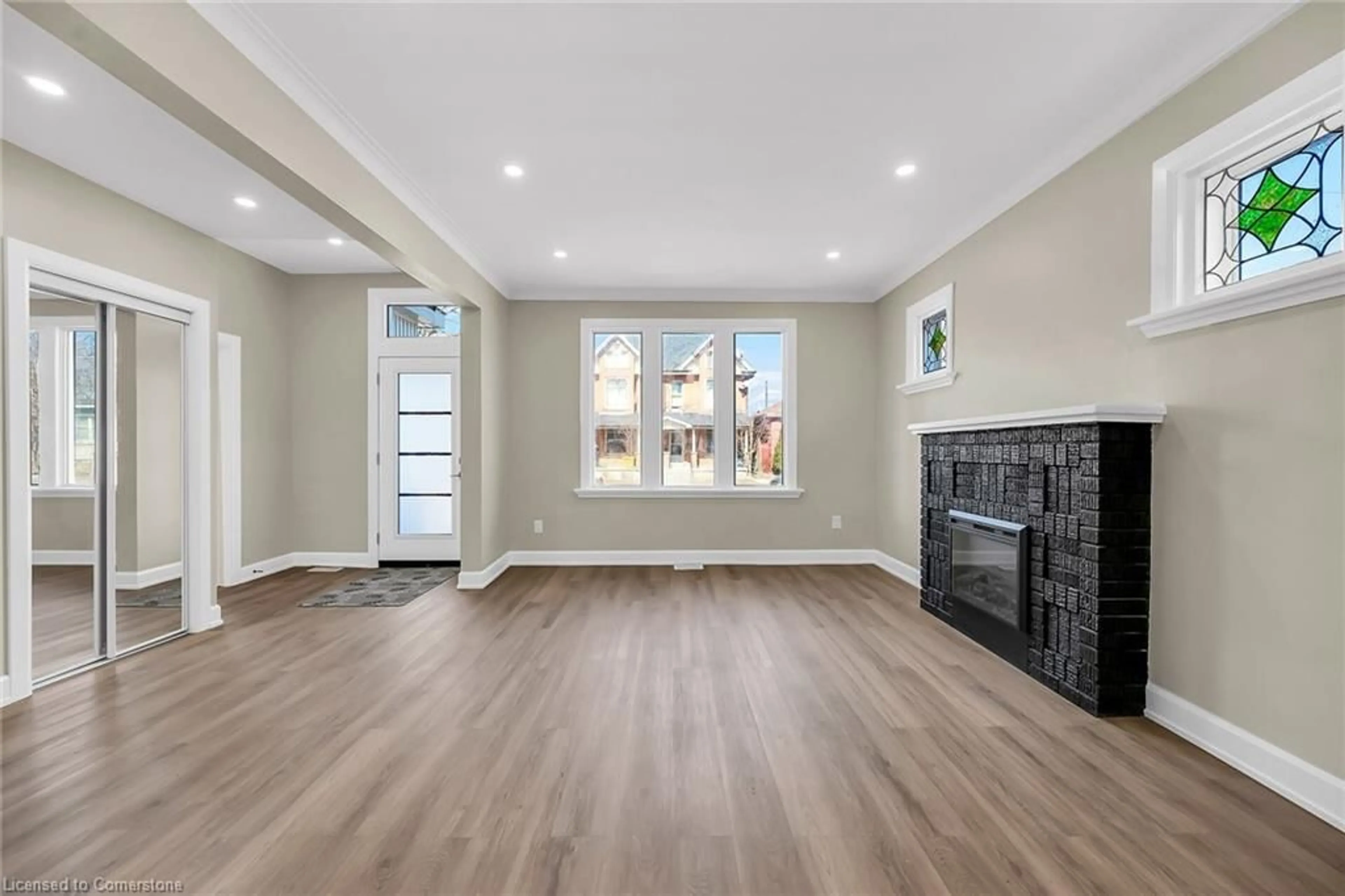 A pic of a room for 241 Dalhousie St, Brantford Ontario N3S 3V1