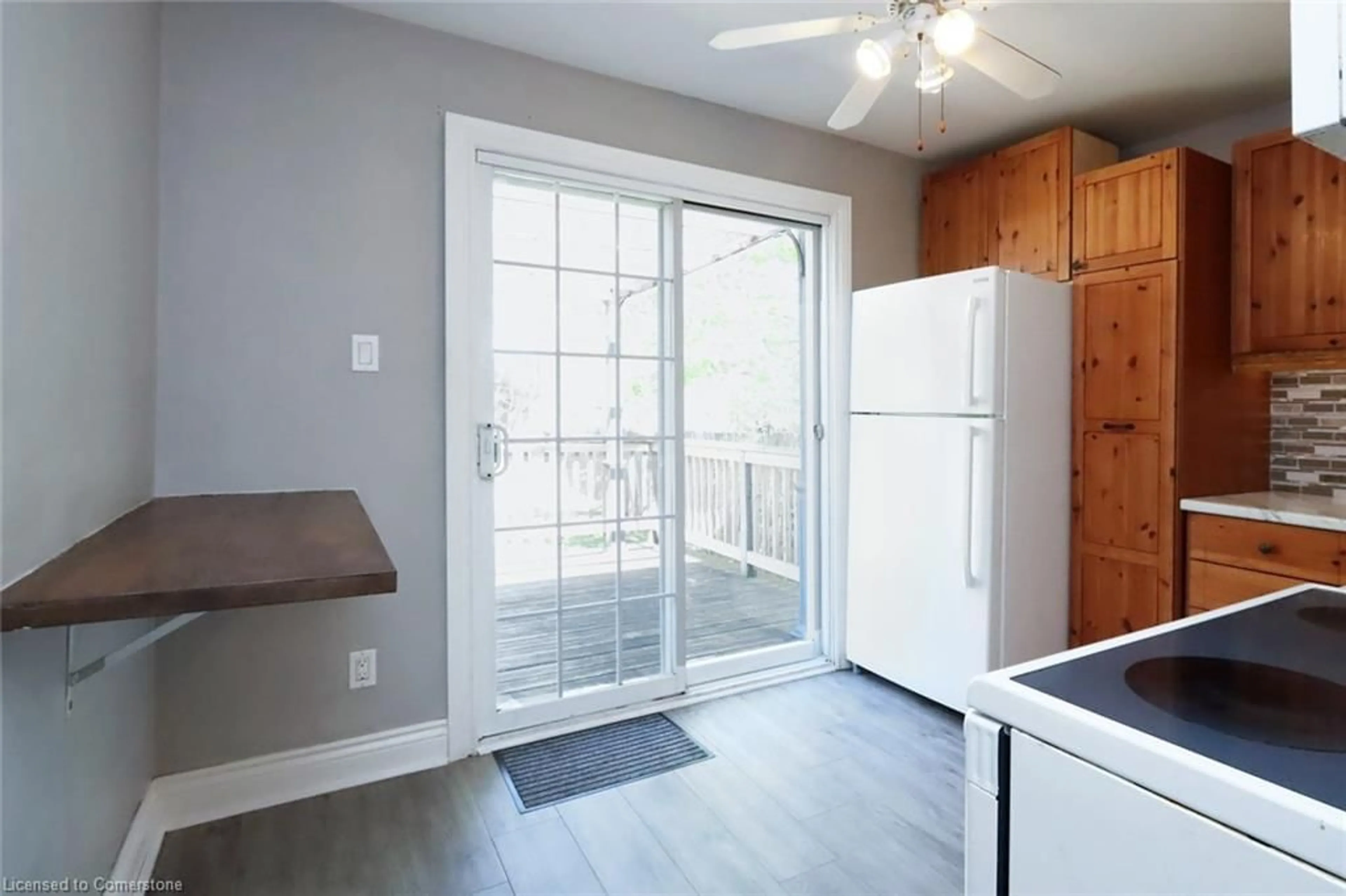 Unknown for 240 East 22nd St, Hamilton Ontario L8V 2V7