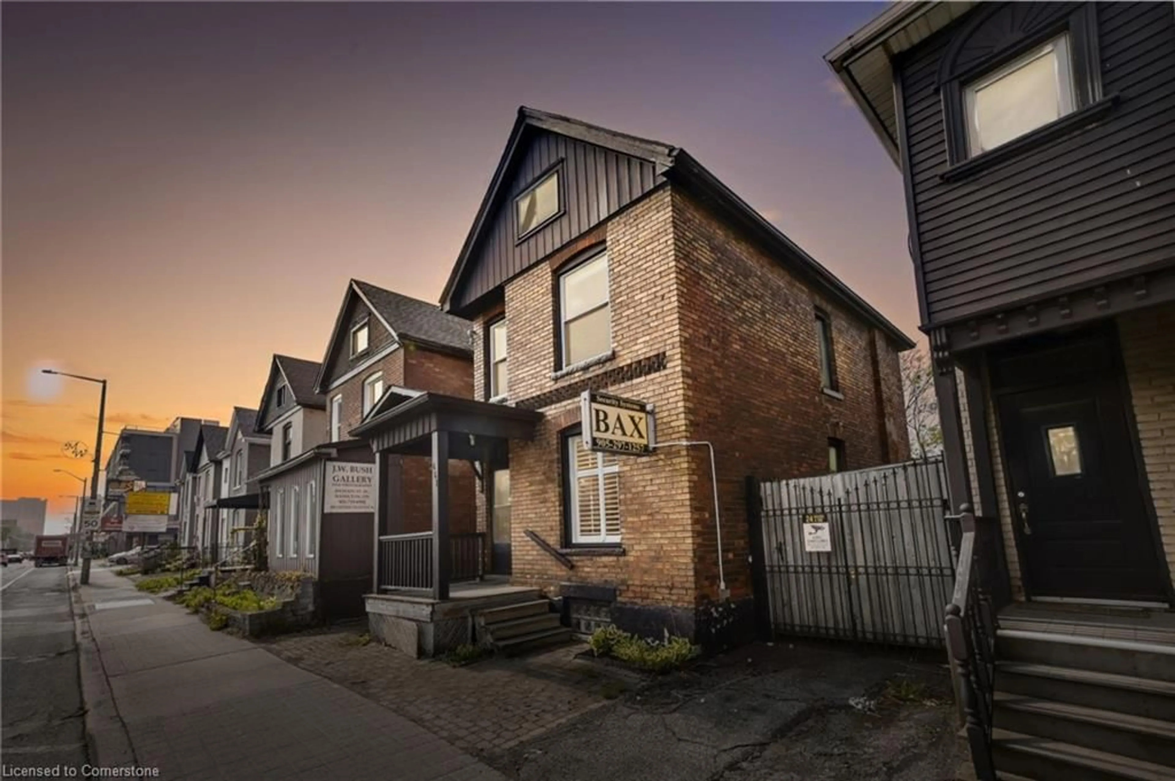 A pic from outside/outdoor area/front of a property/back of a property/a pic from drone, street for 461 Main St, Hamilton Ontario L8P 1K5