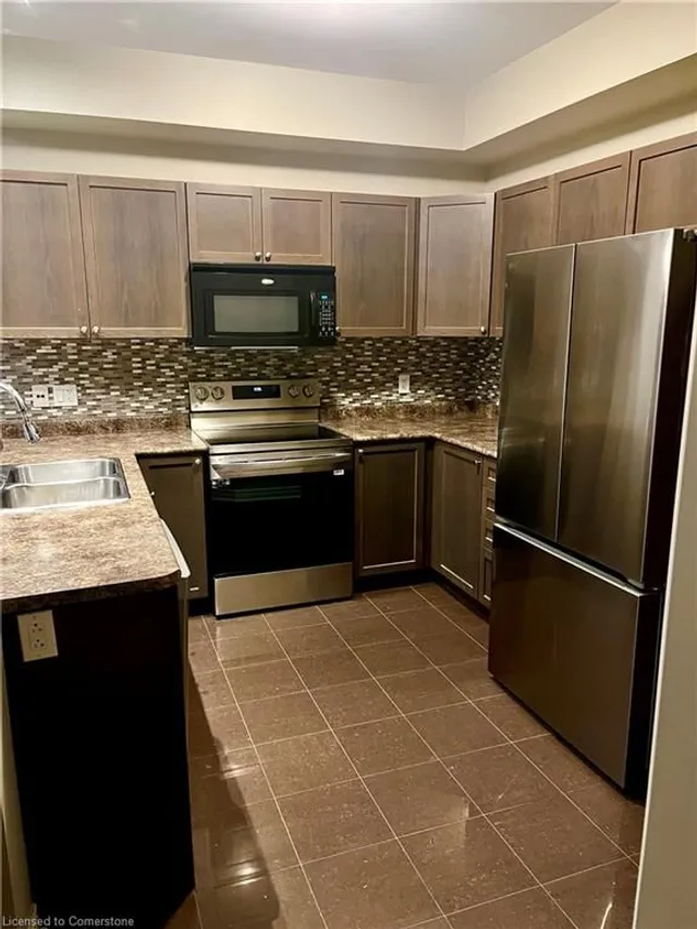 Additional property image - 6 Atessa Dr Unit 33