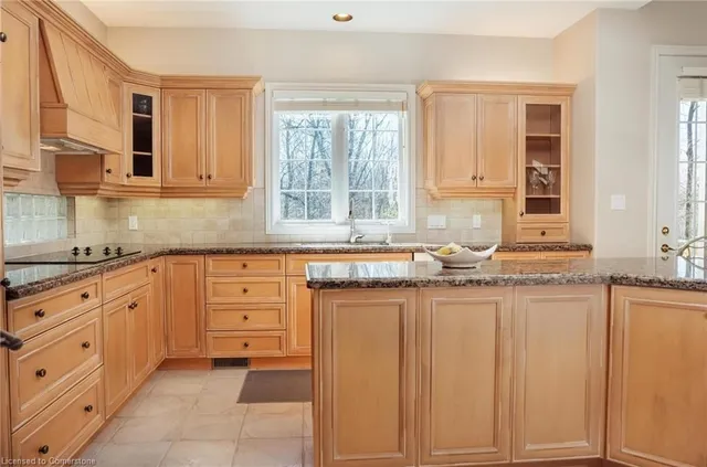 Additional property image - 45 Parkshore Pl