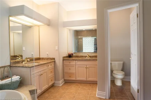 Additional property image - 45 Parkshore Pl