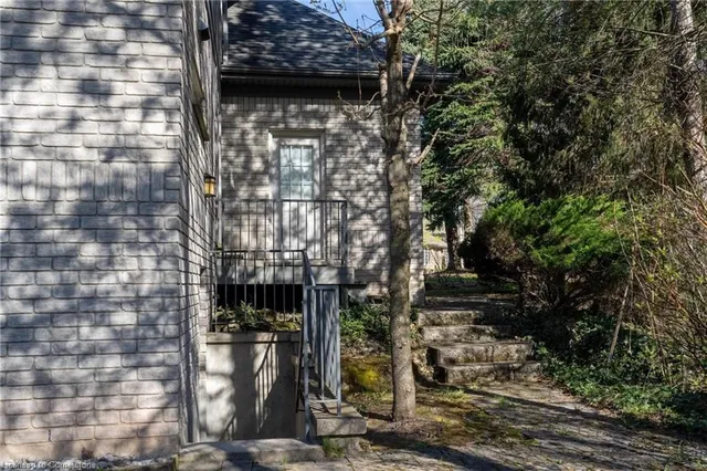 Additional property image - 45 Parkshore Pl