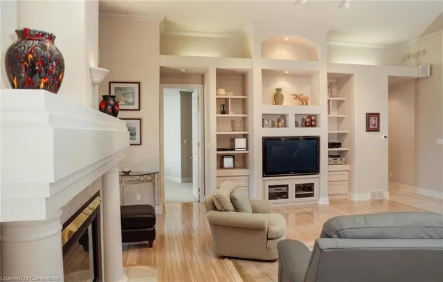 Additional property image - 45 Parkshore Pl