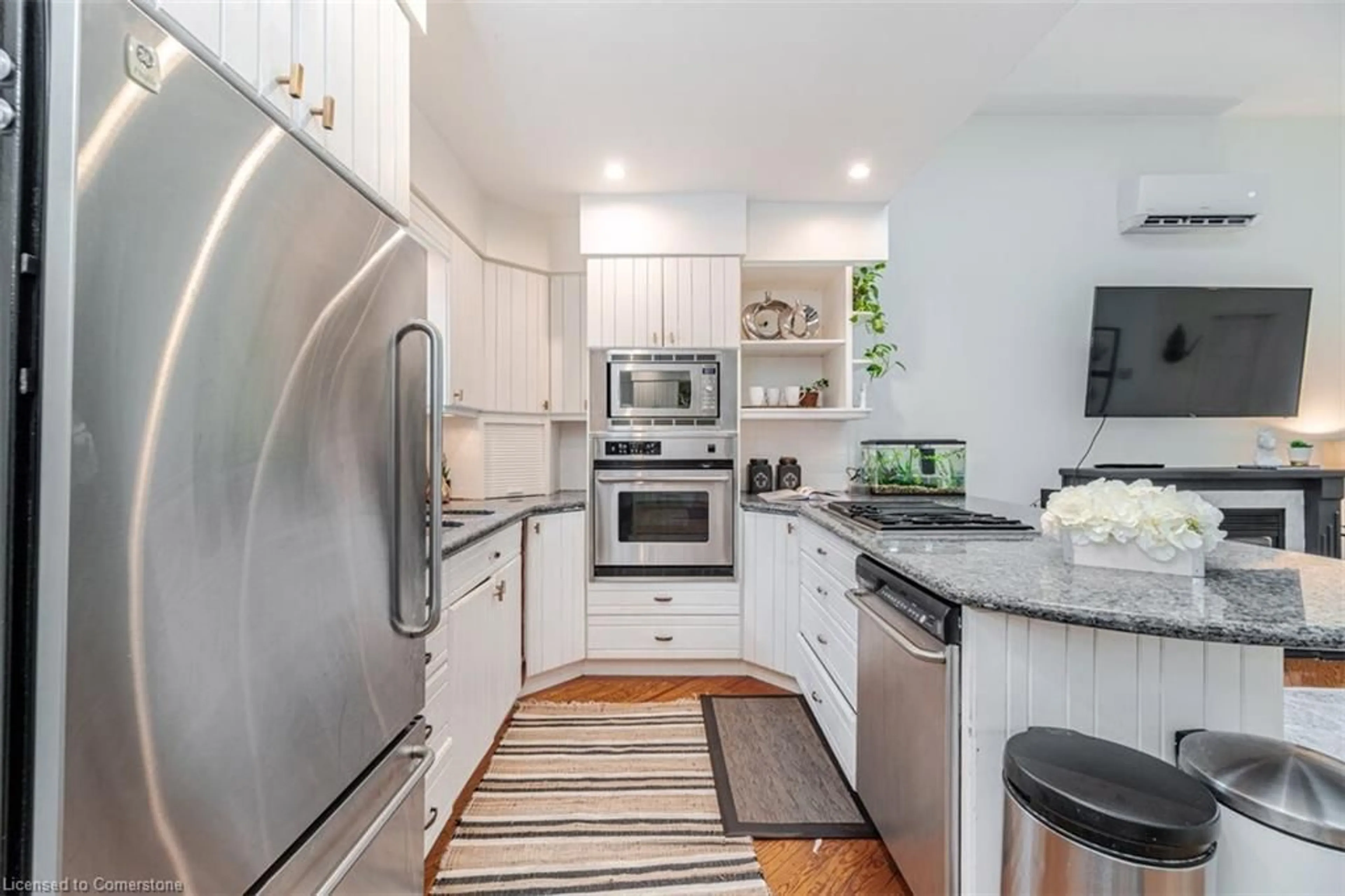 Unknown for 62 Florence St, Hamilton Ontario L8R 1W6