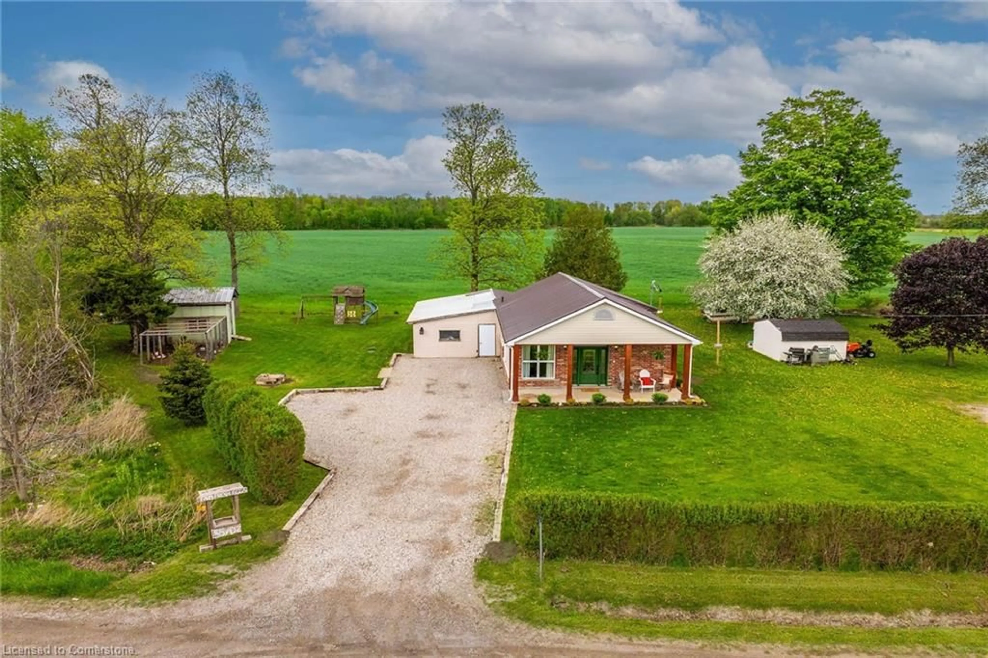 A pic from outside/outdoor area/front of a property/back of a property/a pic from drone, street for 208 Highway 53, Brantford Ontario N0E 1A0