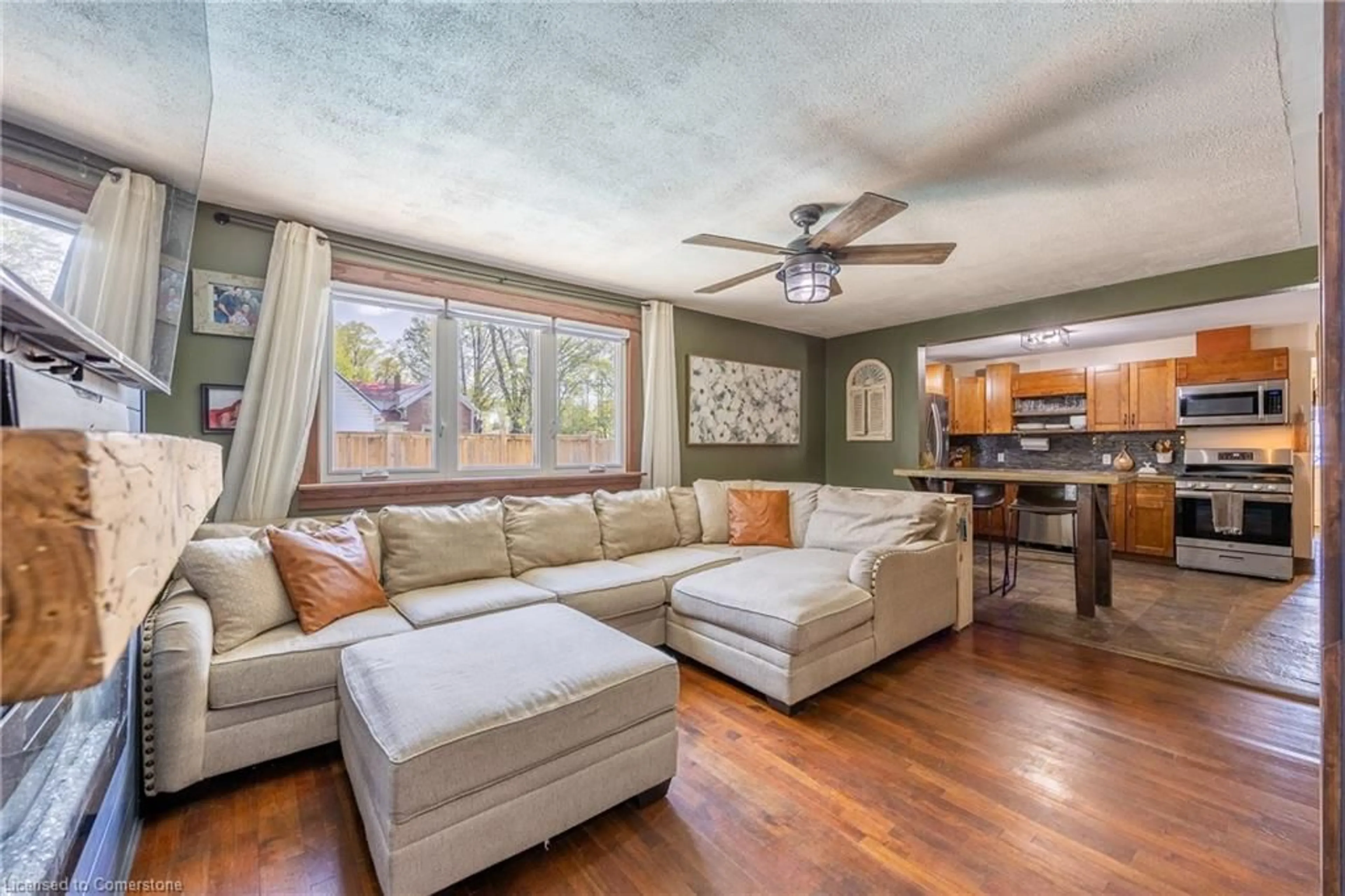 Living room with furniture, unknown for 2084 Main St, Walsingham Ontario N0E 1X0