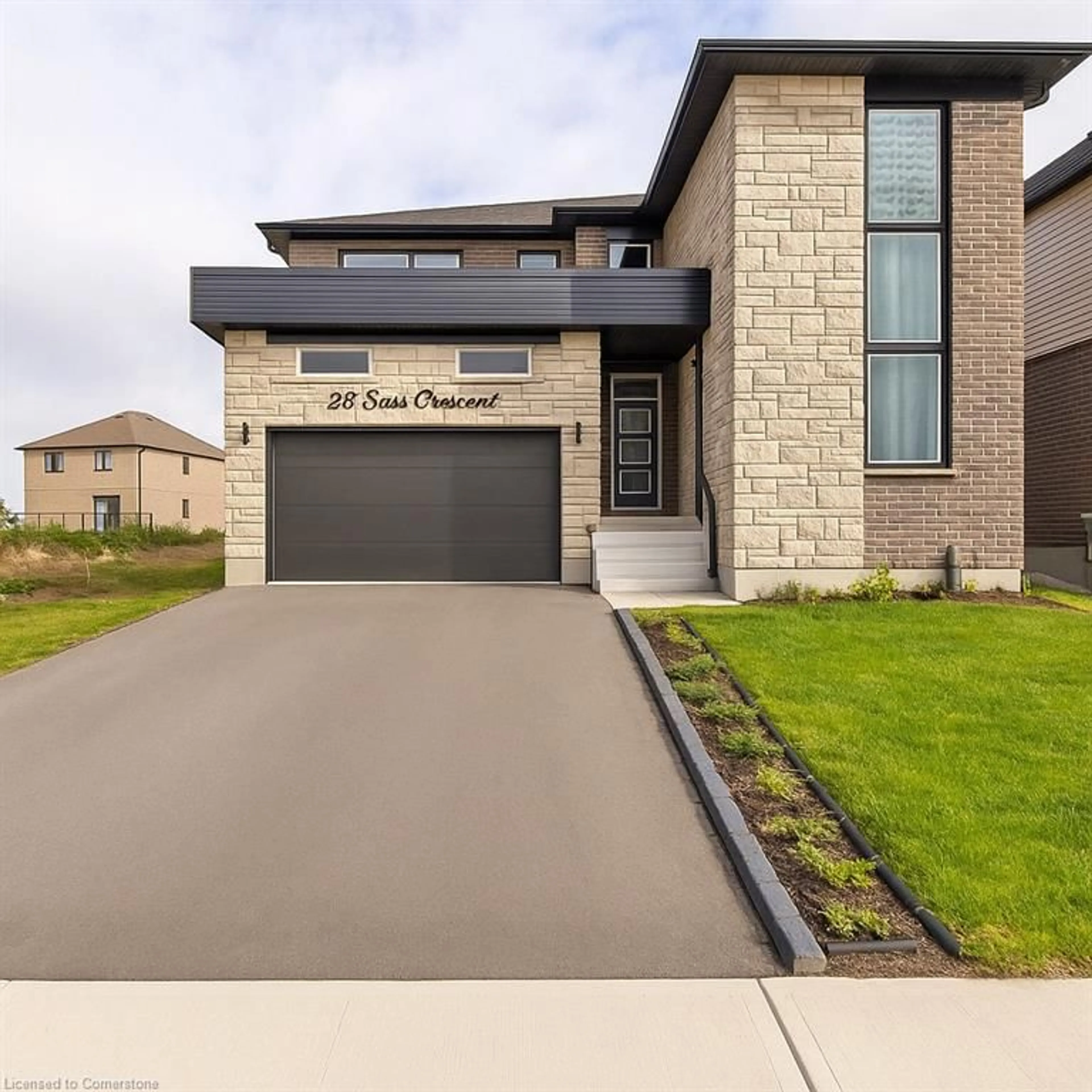 Home with brick exterior material, street for 28 Sass Cres, Paris Ontario N3L 0E9