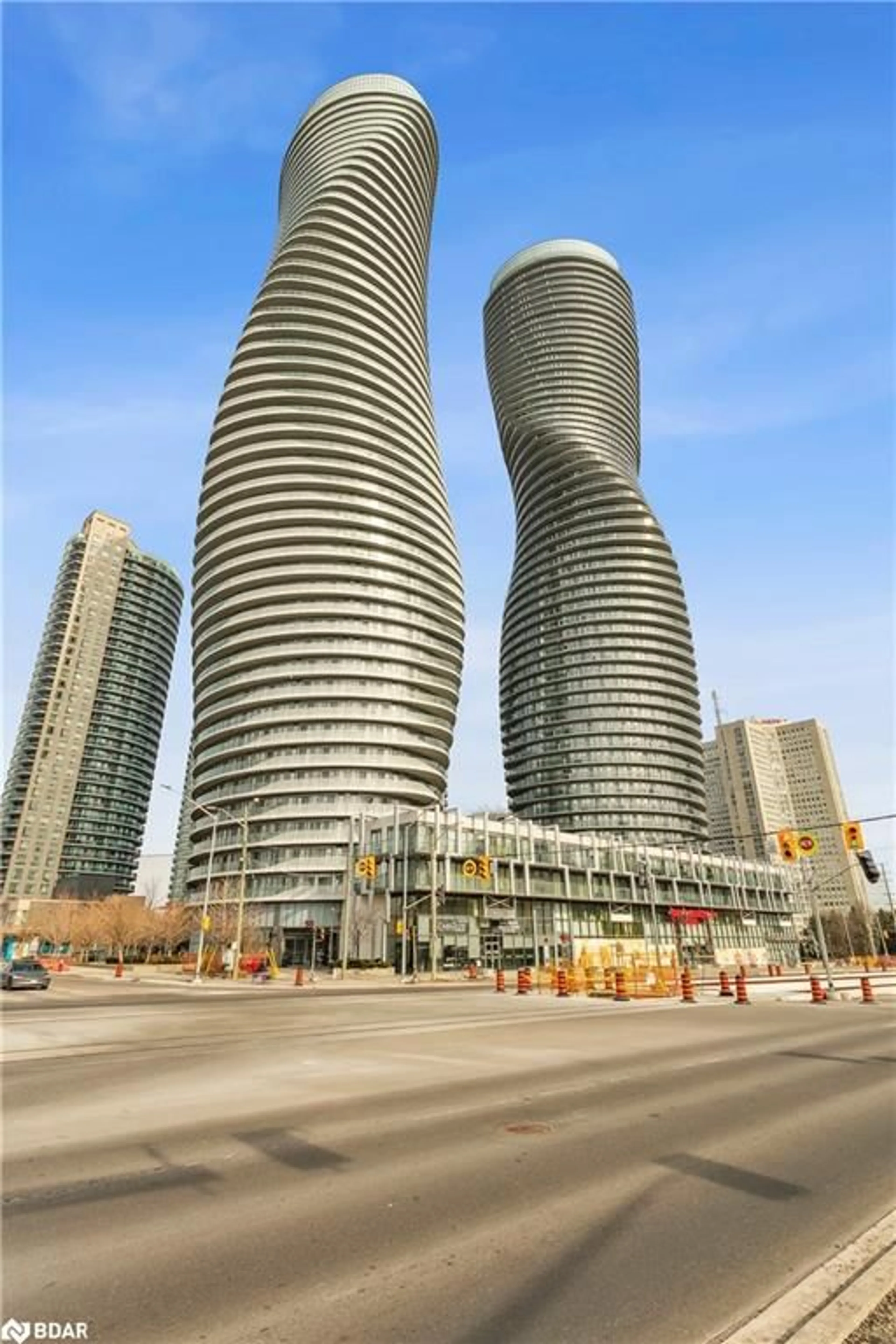 Indoor foyer for 60 Absolute Ave #2503, Mississauga Ontario L4Z 0A9