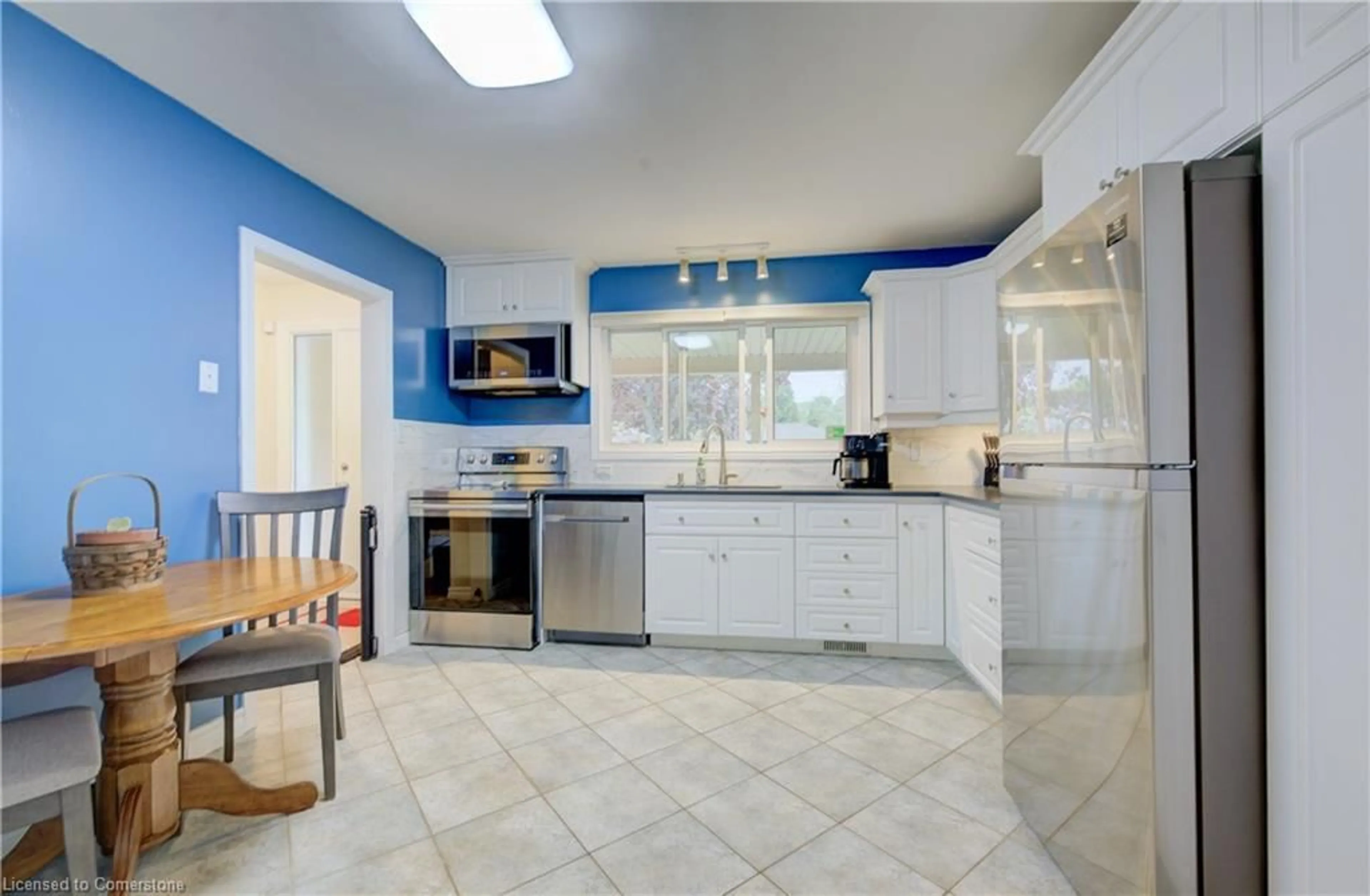 Open concept kitchen, ceramic/tile floor for 55 Burbank Rd, Kitchener Ontario N2B 1C9