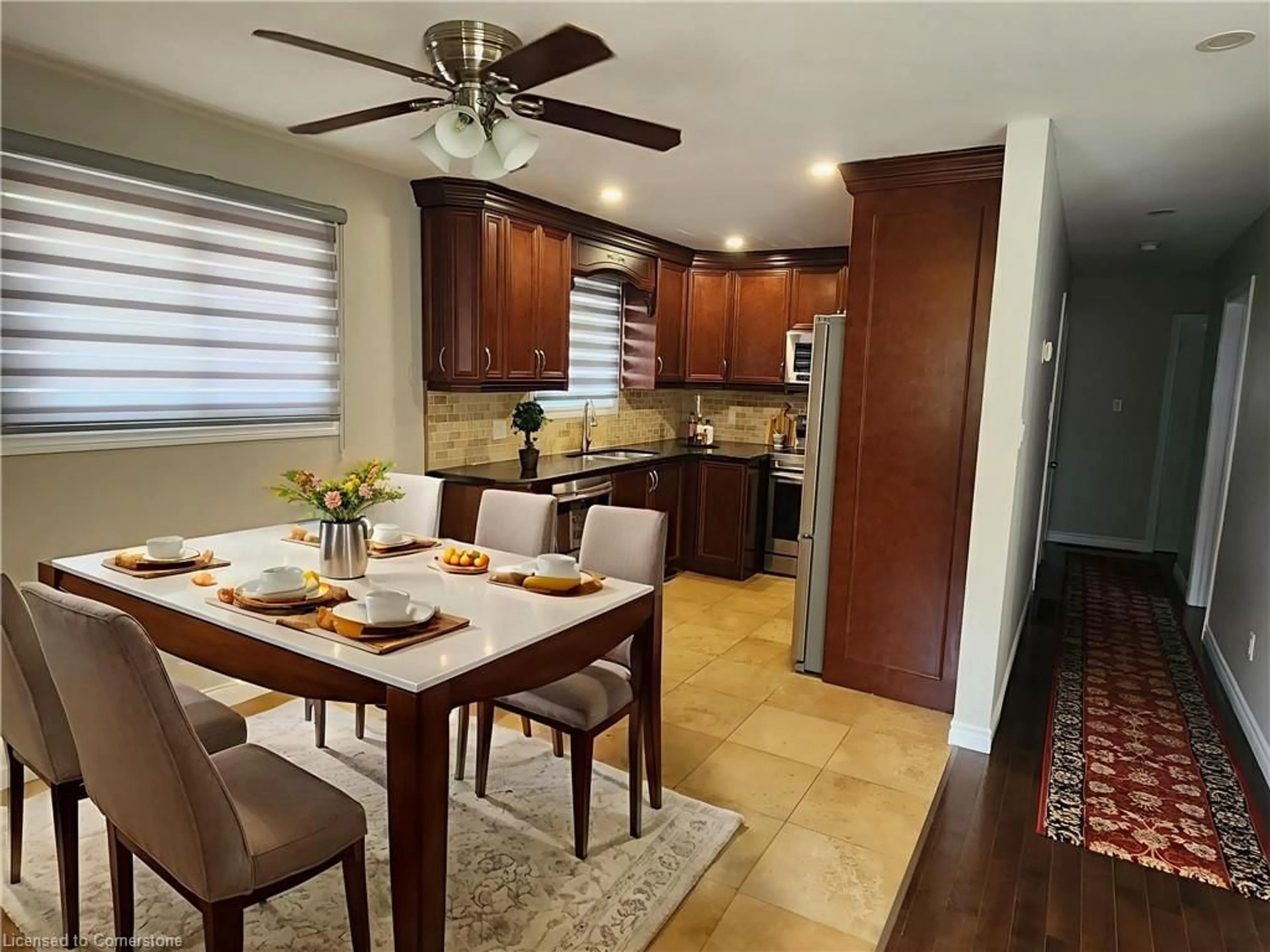 Open concept kitchen, ceramic/tile floor for 20 Leduc St, Hamilton Ontario L8T 4S4