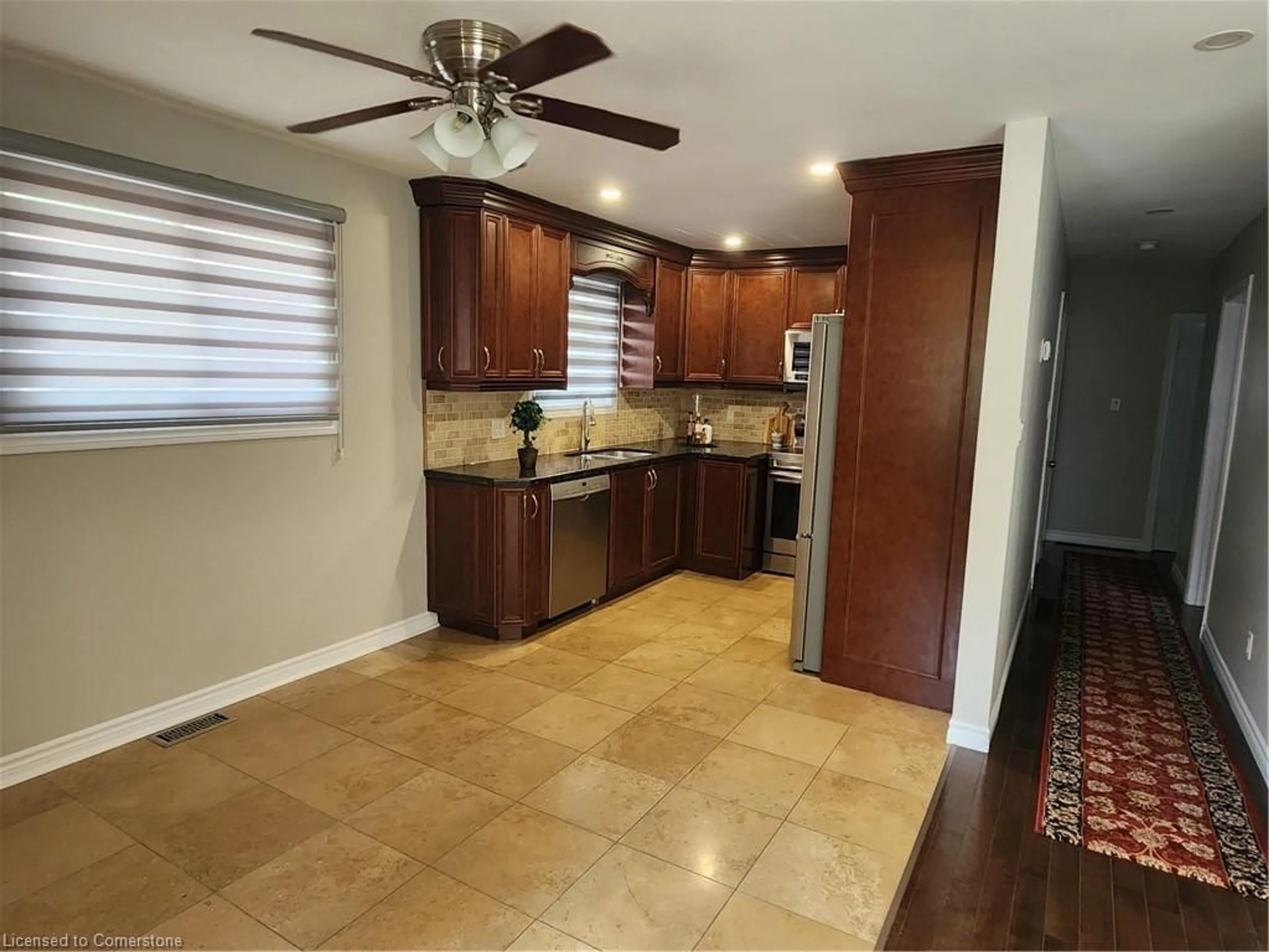 Unknown for 20 Leduc St, Hamilton Ontario L8T 4S4