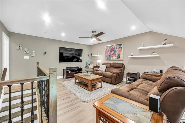 Additional property image - 136 Oakhampton Trail