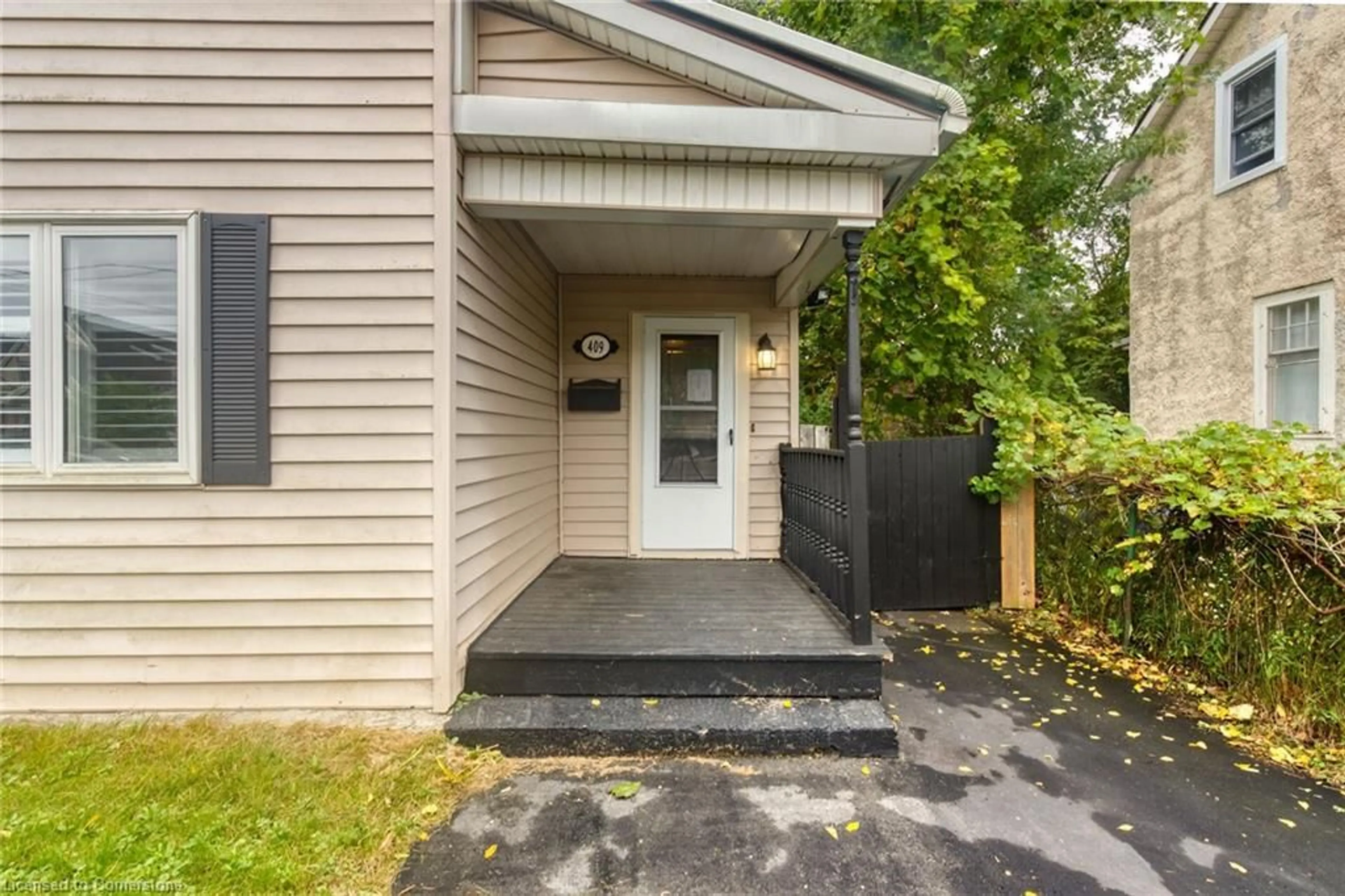 Unknown for 409 Church St, Dunnville Ontario N1A 2N7