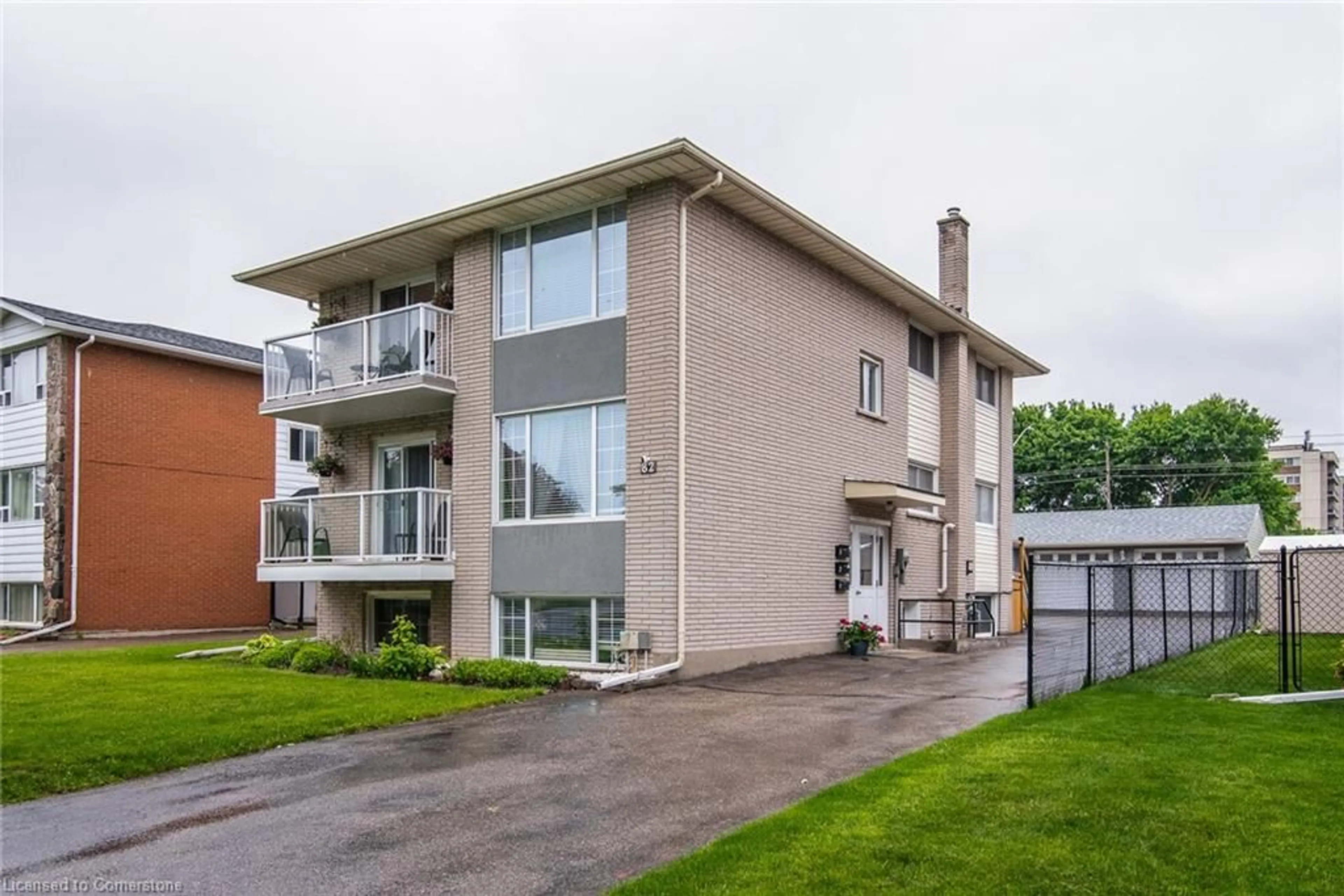 Unknown for 82 Carnaby Cres, Kitchener Ontario N2A 1M7