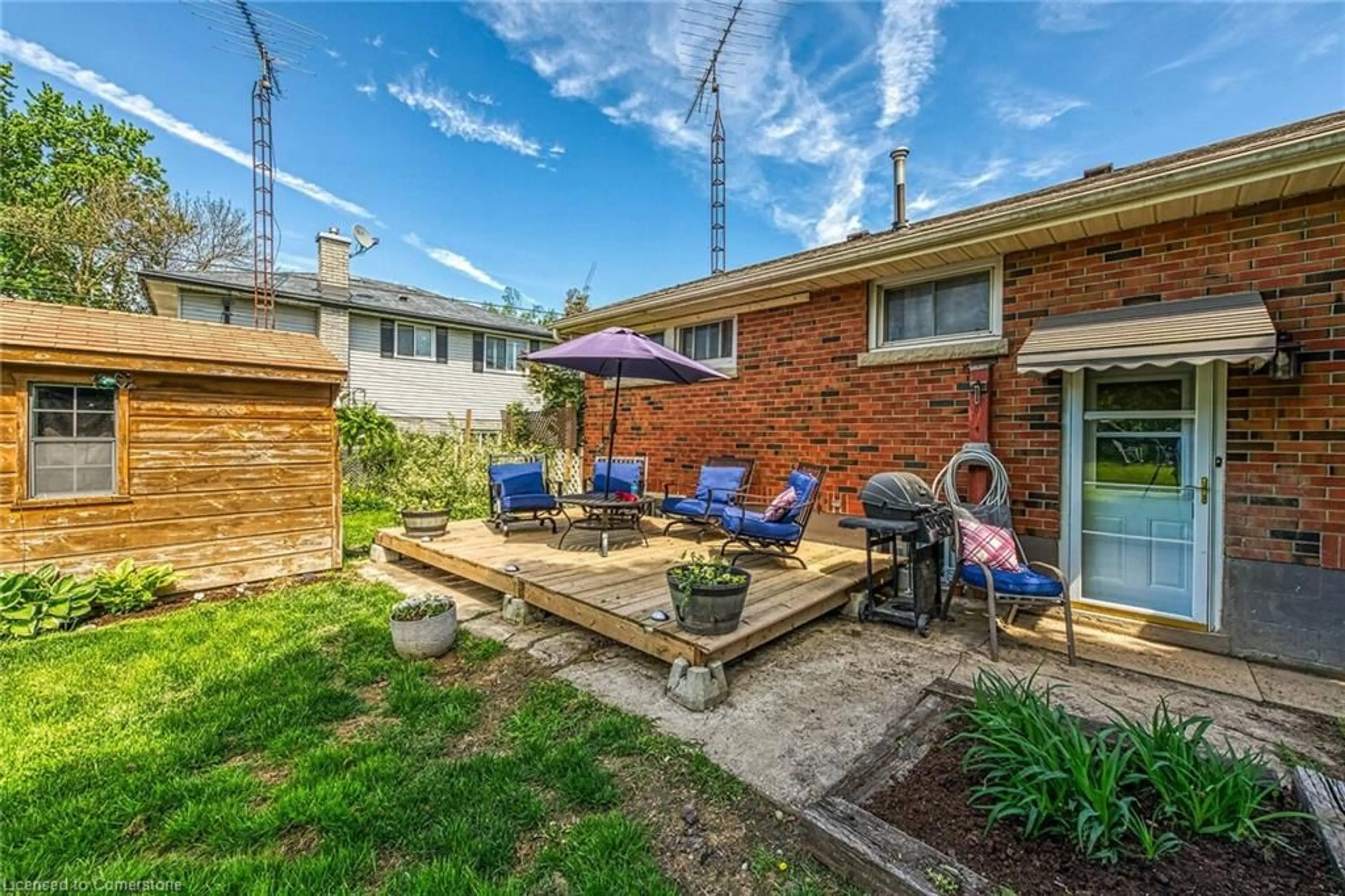 Patio, street for 48 Alma St, Hagersville Ontario N0A 1H0