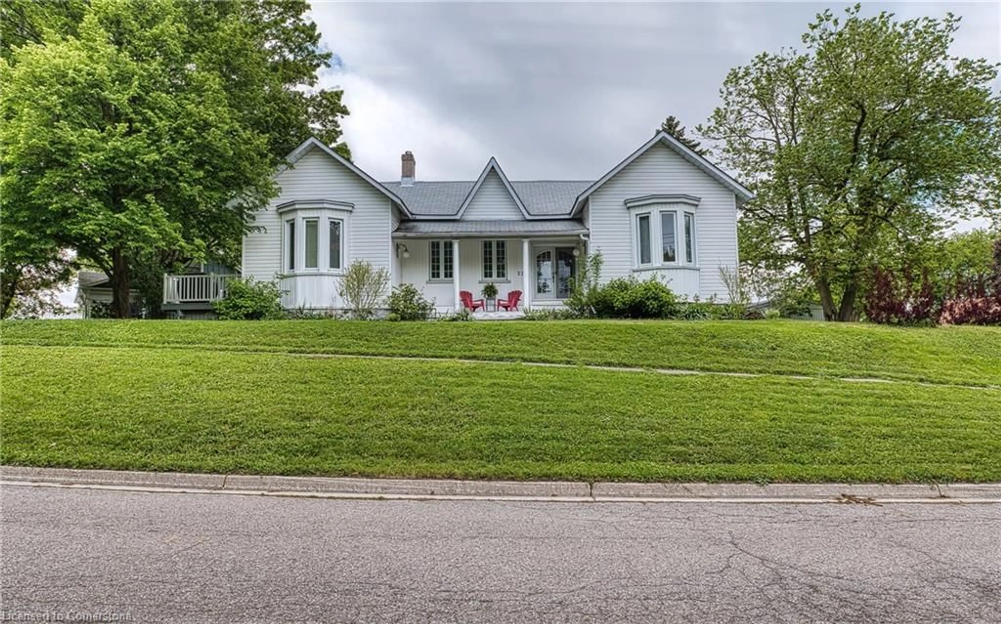 Unknown for 225 Queen St, Palmerston Ontario N0G 2P0