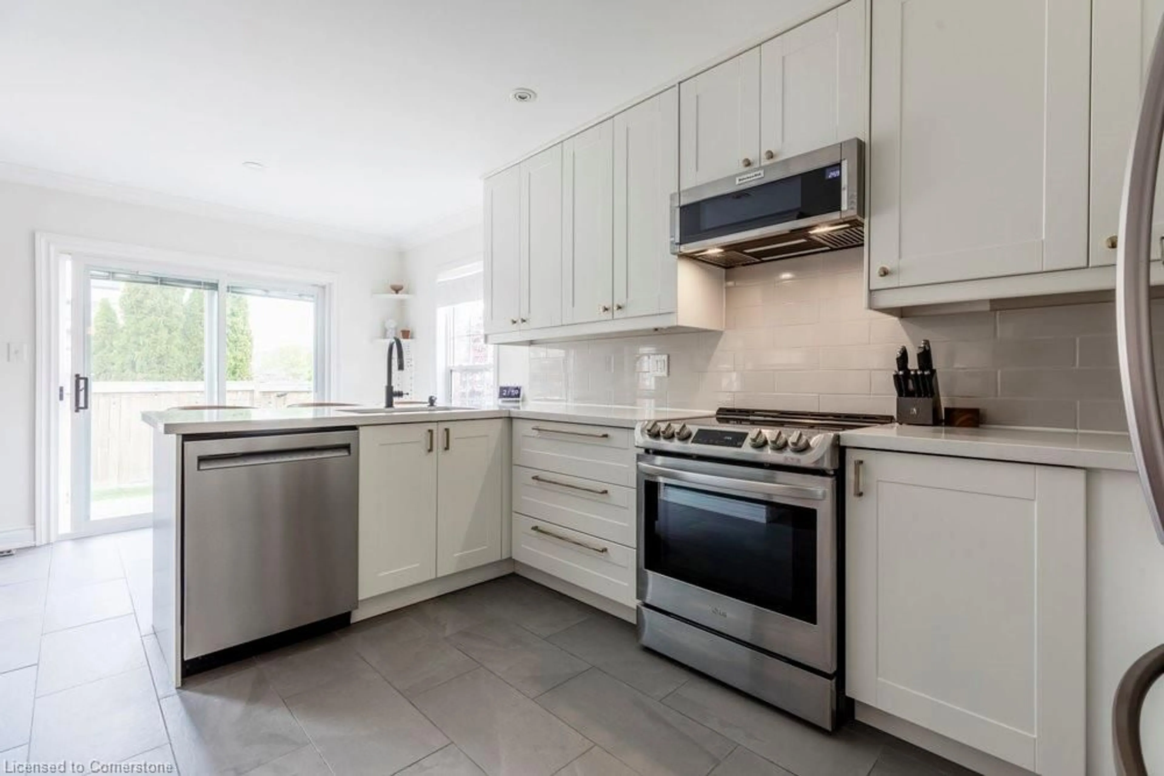 Unknown for 3107 Edgar Ave, Burlington Ontario L7M 0A6