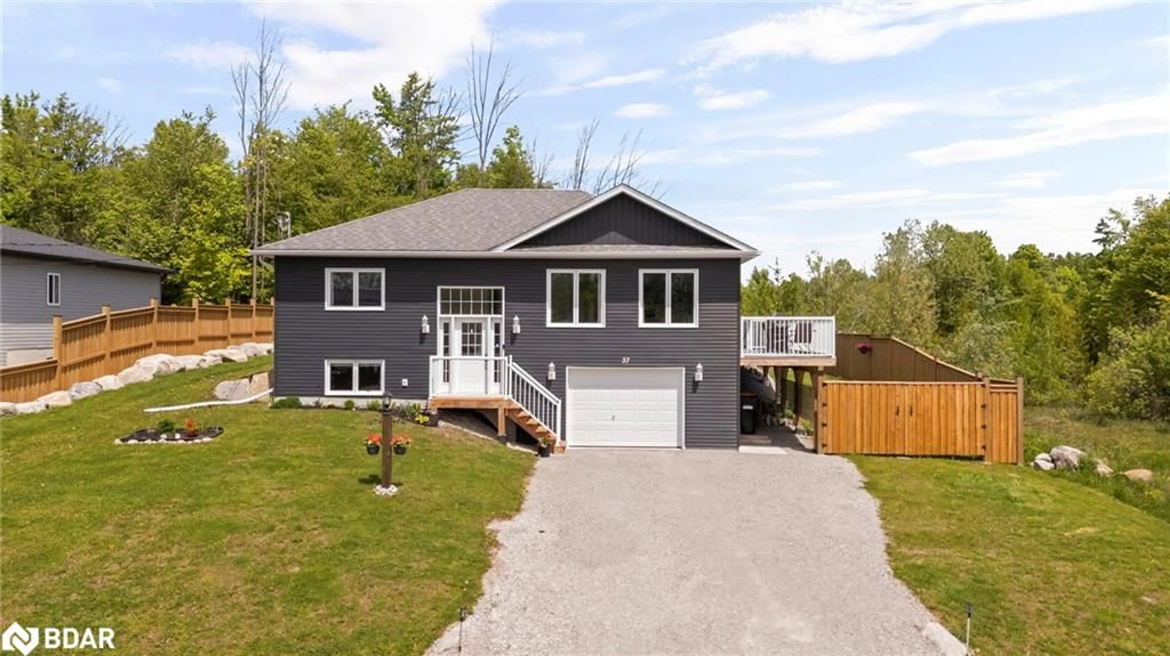 Home with vinyl exterior material, street for 37 Easton Ave, Port McNicoll Ontario L0K 1R0