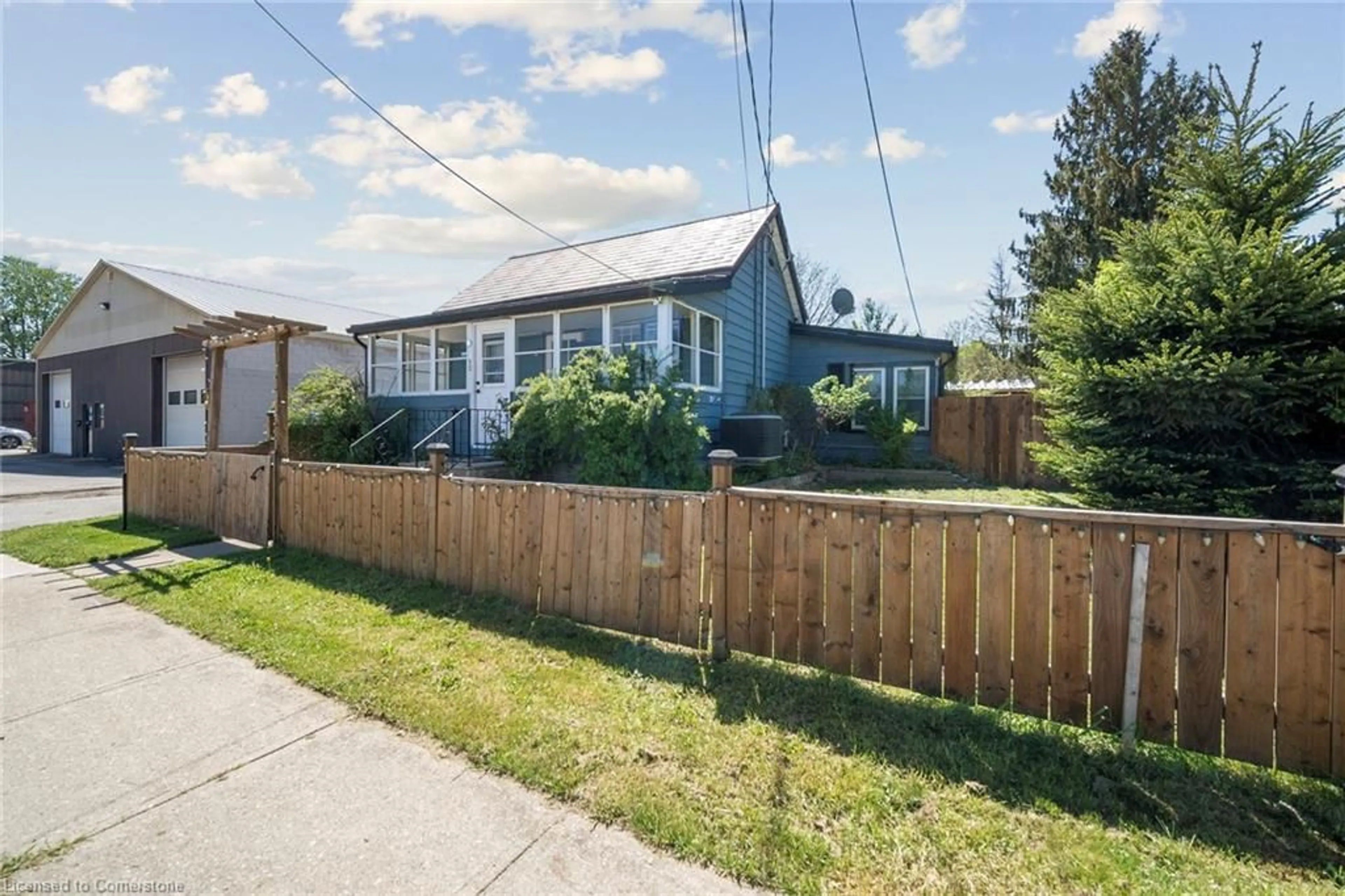 Unknown for 82 Main St, Woodstock Ontario N4S 1S9