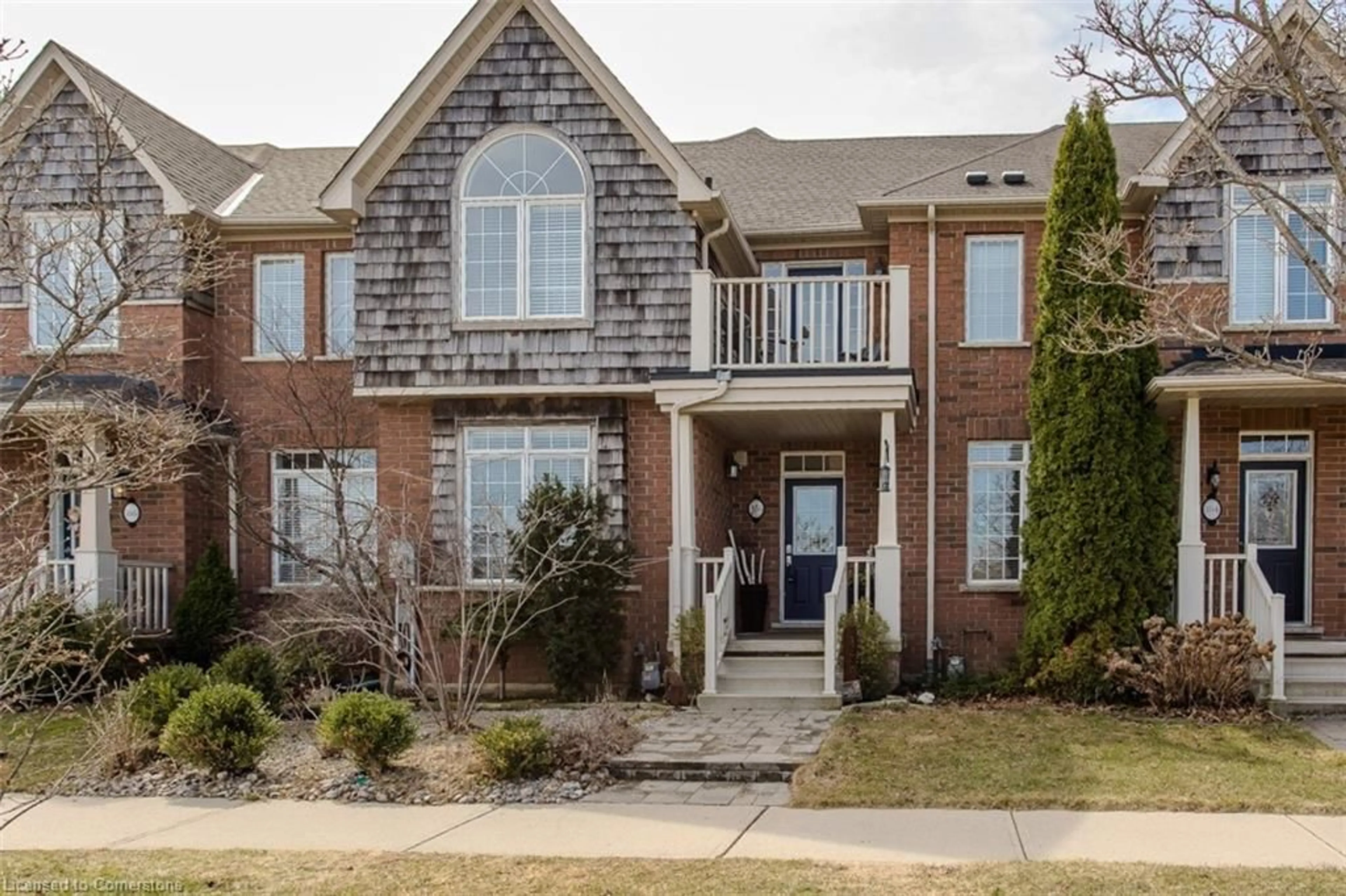 Home with brick exterior material, street for 186 Springstead Ave, Stoney Creek Ontario L8E 6C8