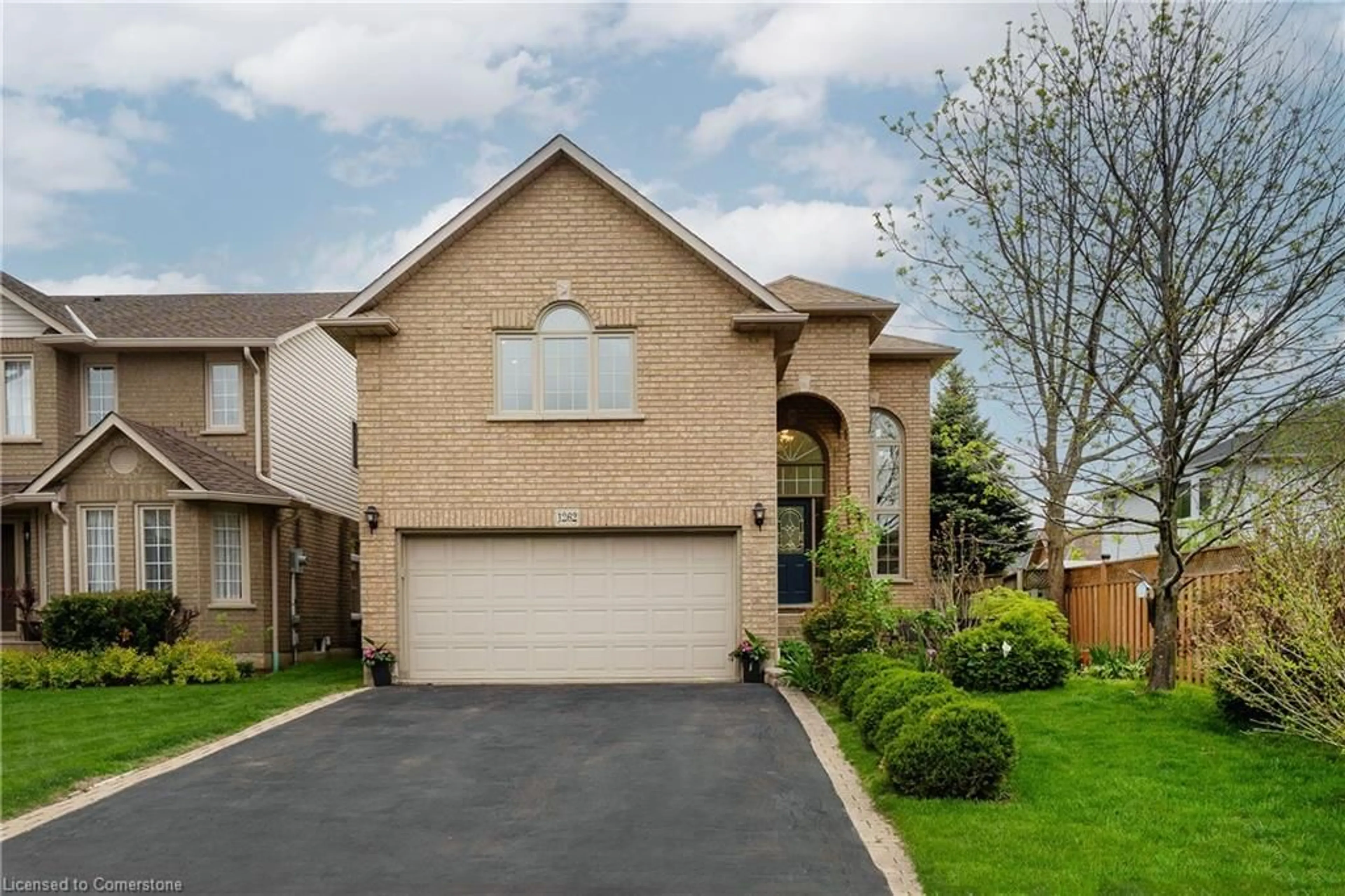Home with brick exterior material, street for 1262 Upper Paradise Rd, Hamilton Ontario L9B 2R7