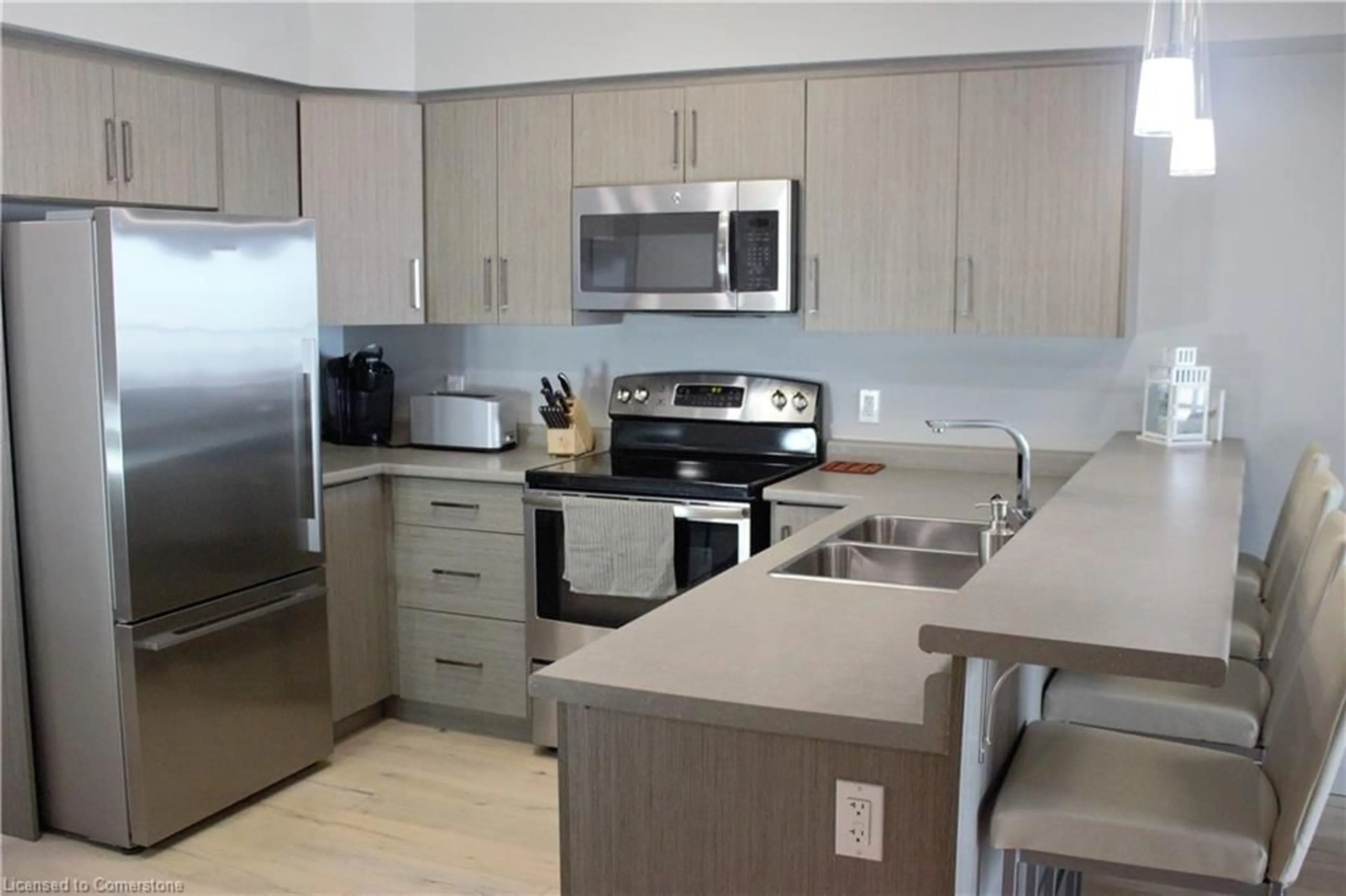 Standard kitchen, unknown for 12 Erie Blvd #207, Port Rowan Ontario N0E 1M0