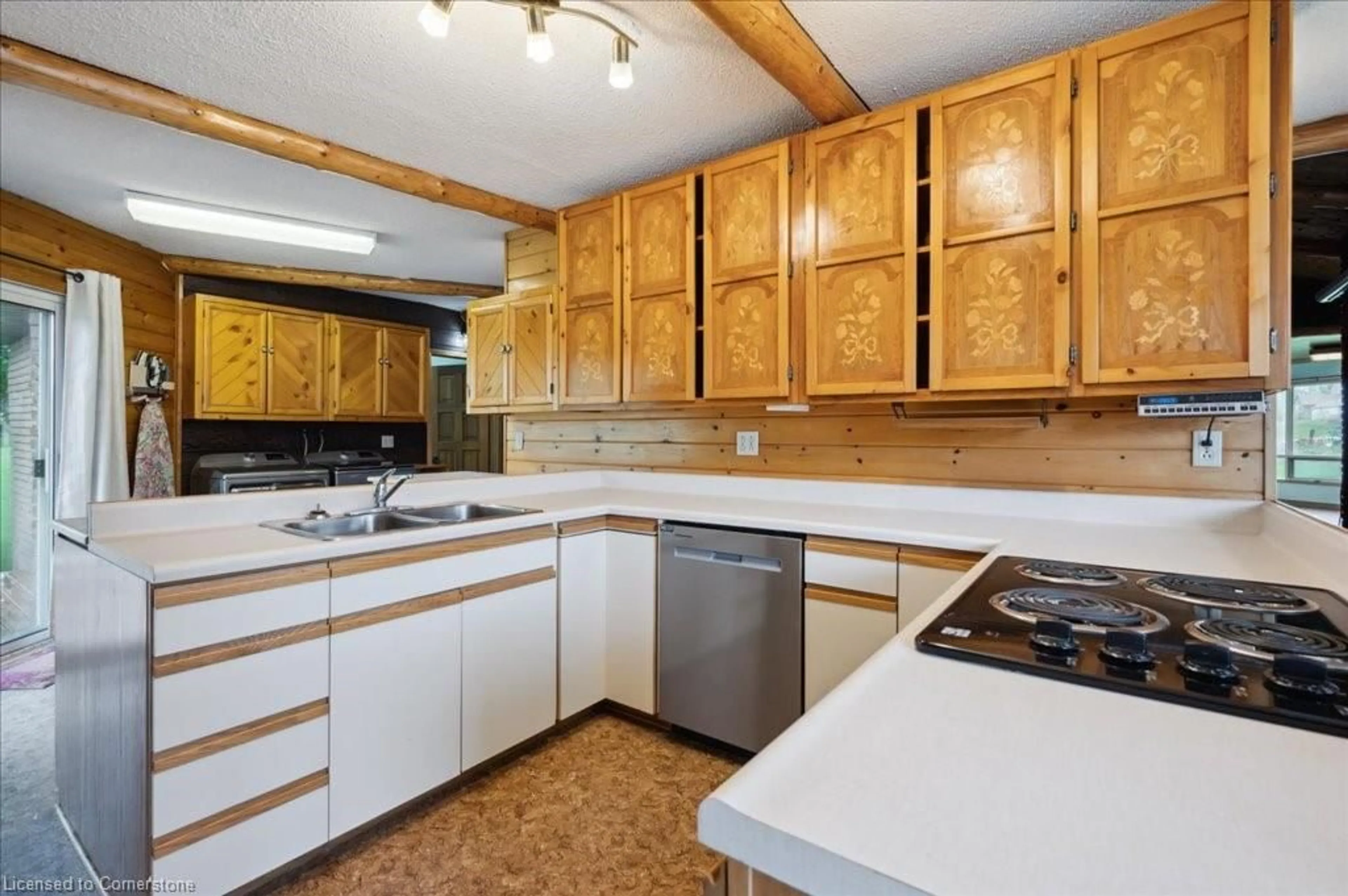 Standard kitchen, unknown for 313316 Highway 6, Durham Ontario N0G 1R0