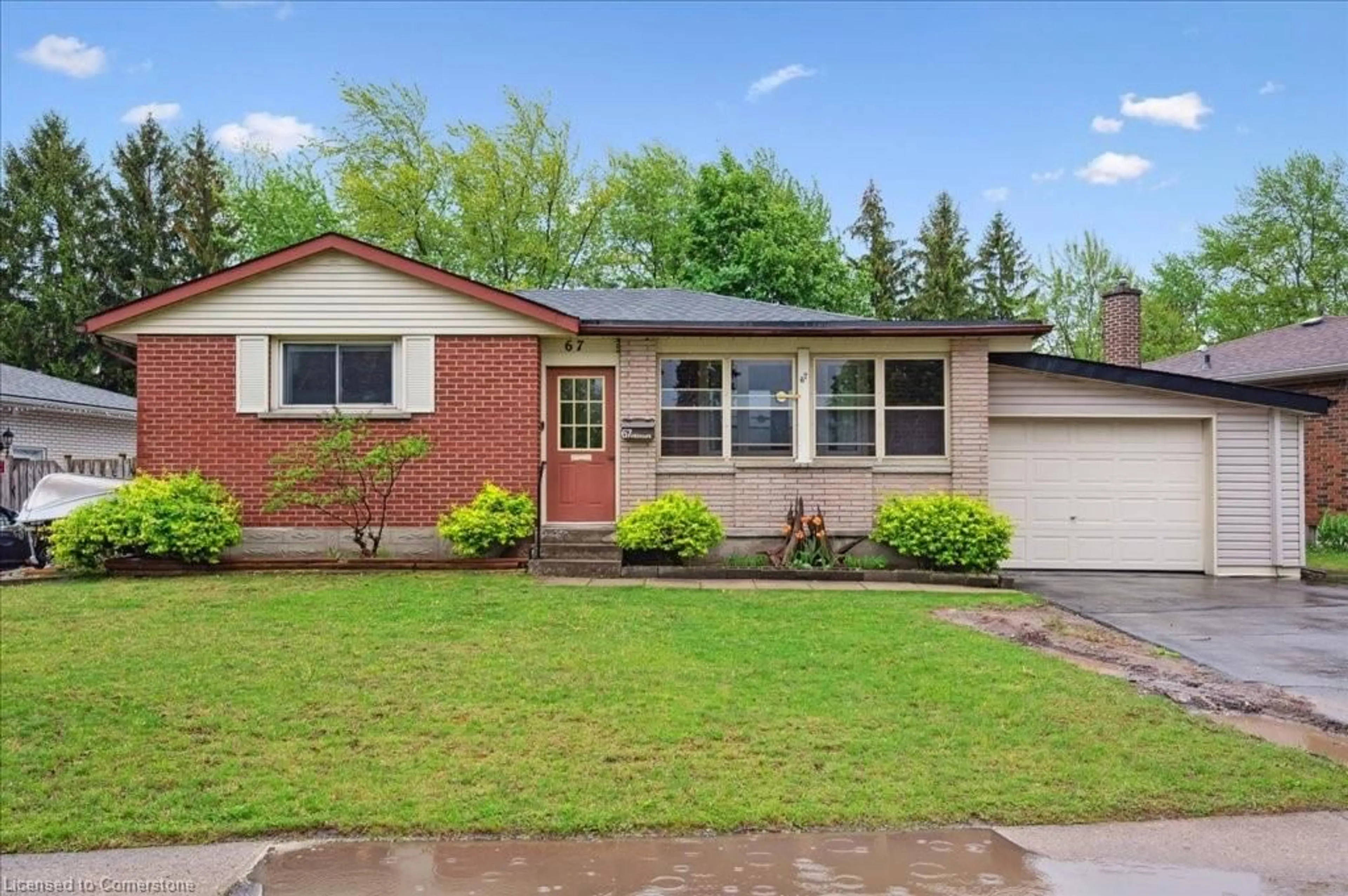 Home with vinyl exterior material, street for 67 Hillmount St, Kitchener Ontario N2C 2C5