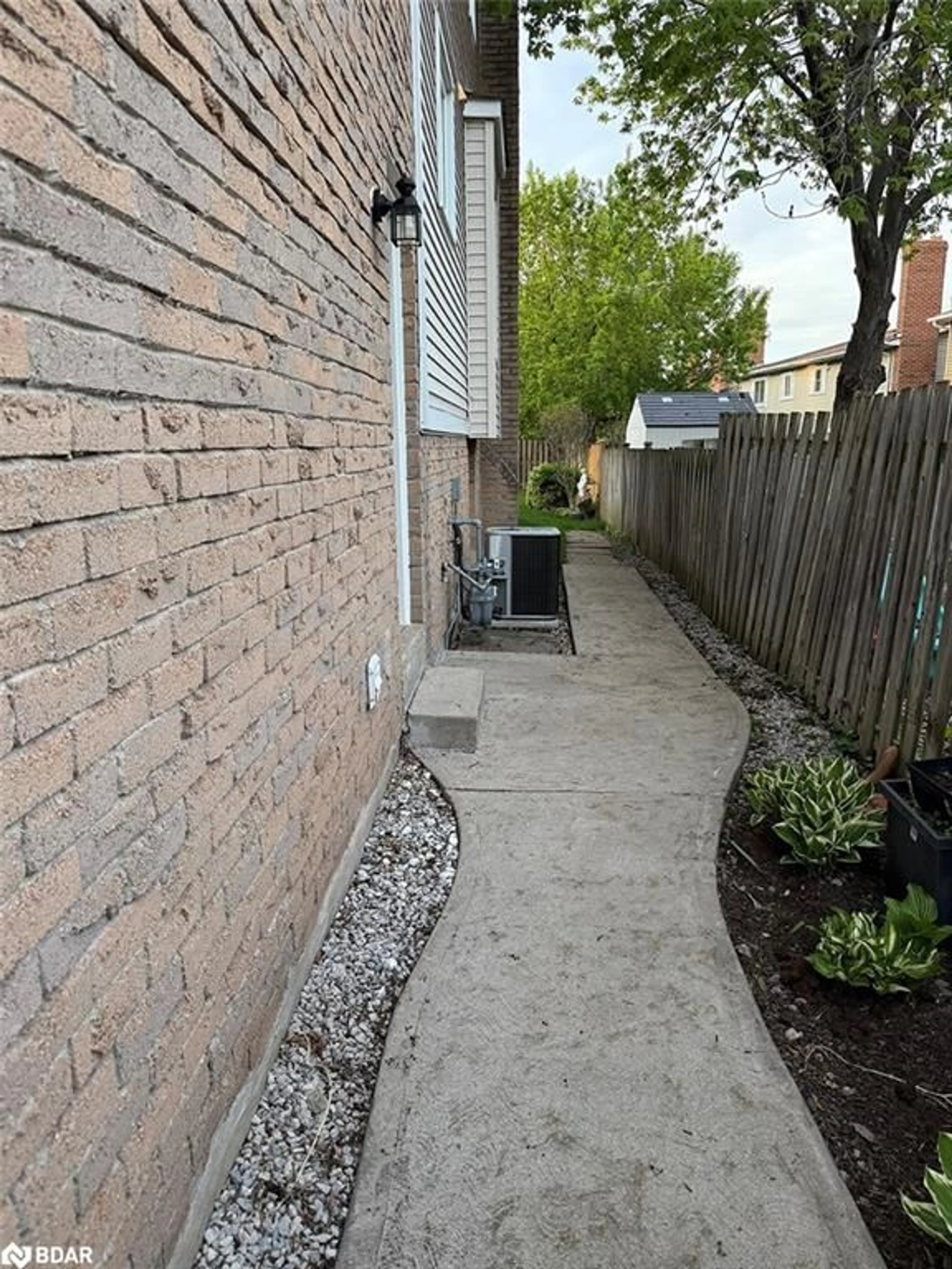 Patio, street for 4177 Sunflower Dr, Mississauga Ontario L5L 2L4