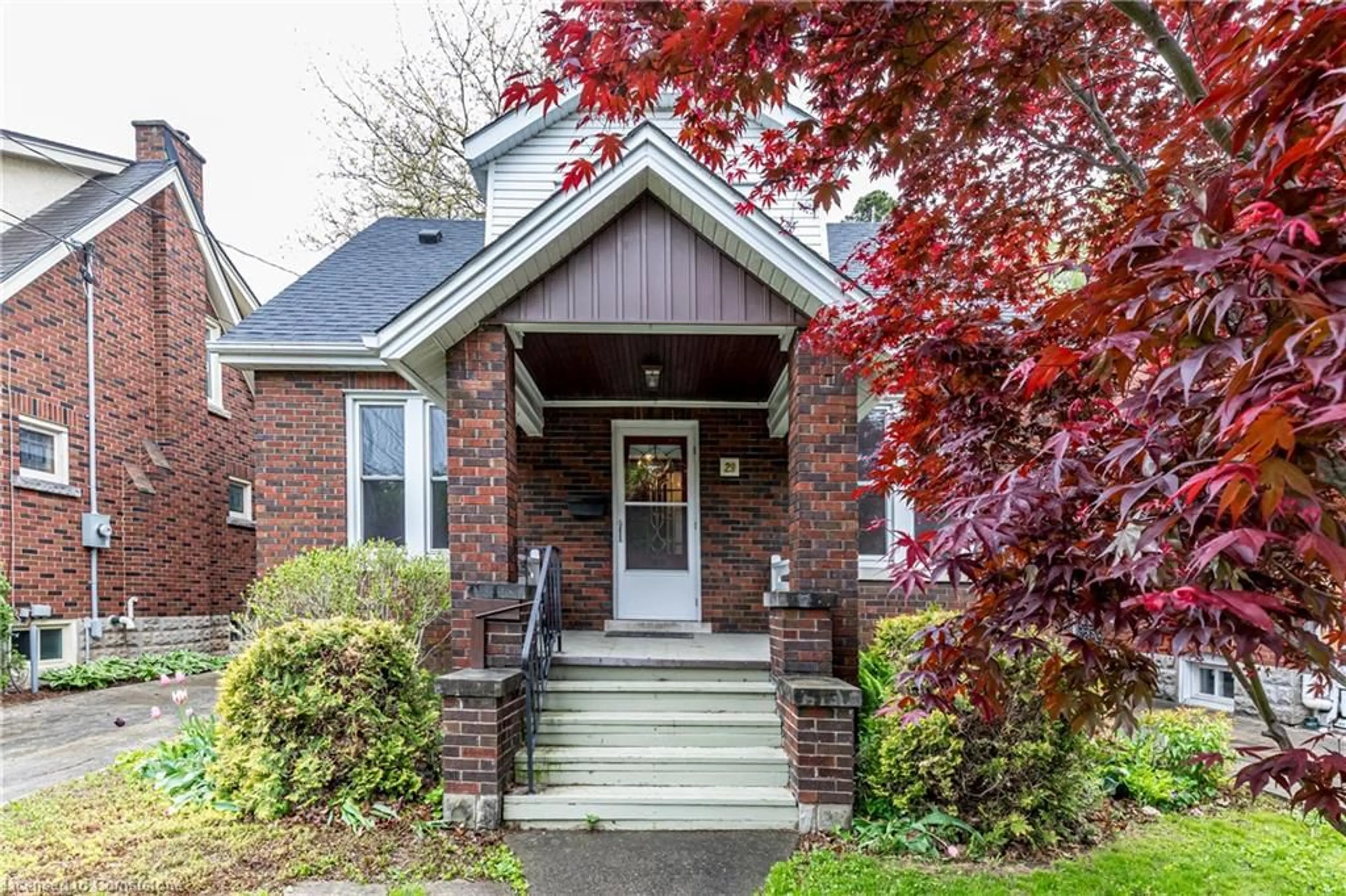 Home with brick exterior material, street for 29 Paisley Ave, Hamilton Ontario L8S 4G5