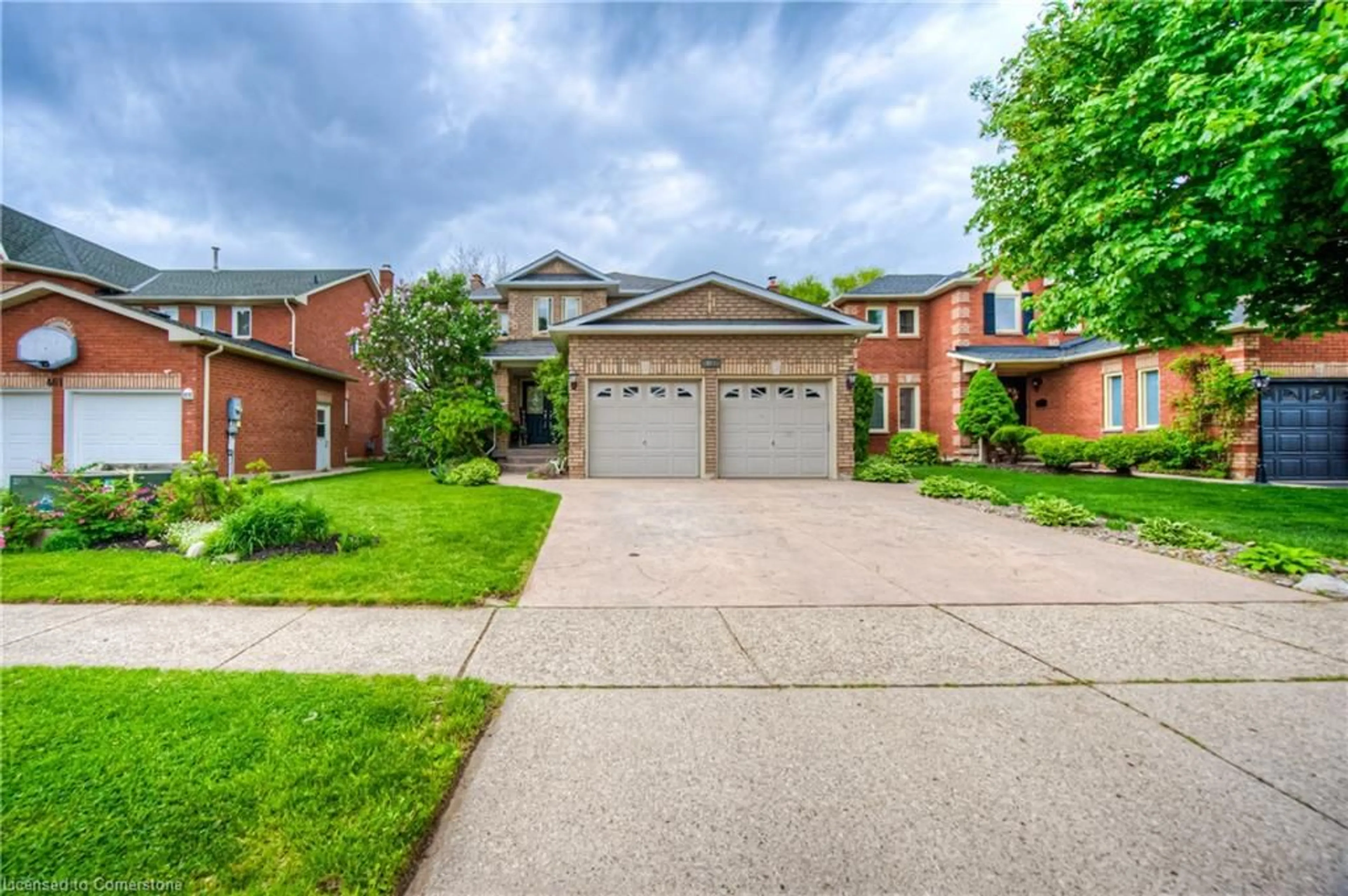 Home with brick exterior material, street for 465 Burnett Ave, Cambridge Ontario N1T 1L3