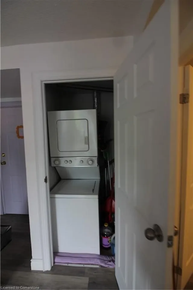 Additional image 10 of 400 York Blvd